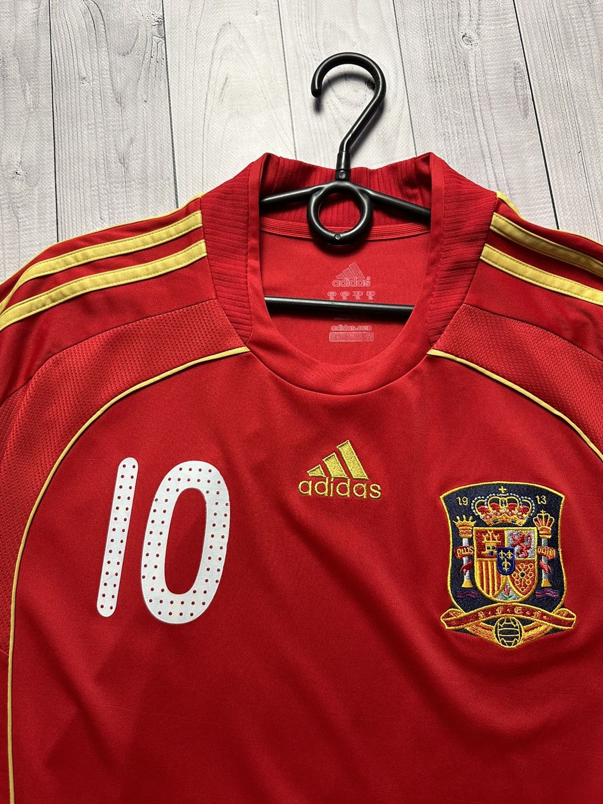 Adidas Vintage soccer jersey Spain Adidas 10 Fabregas size XL rare Size US XL / EU 56 / 4 - 6 Thumbnail