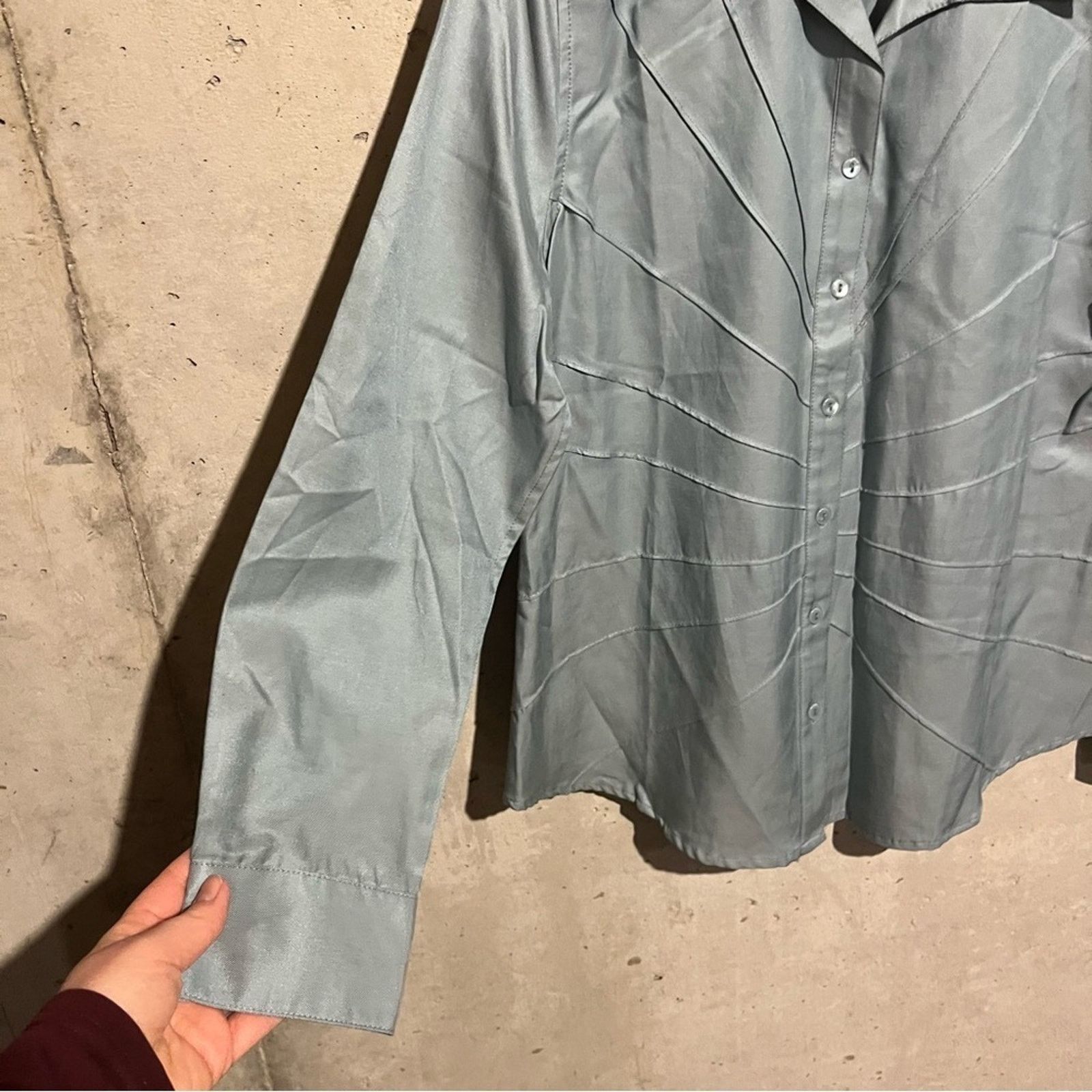 Other WinterSilks NWT Women’s Blouse Medium Blue Silk Blend Size M / US 6-8 / IT 42-44 - 3 Thumbnail