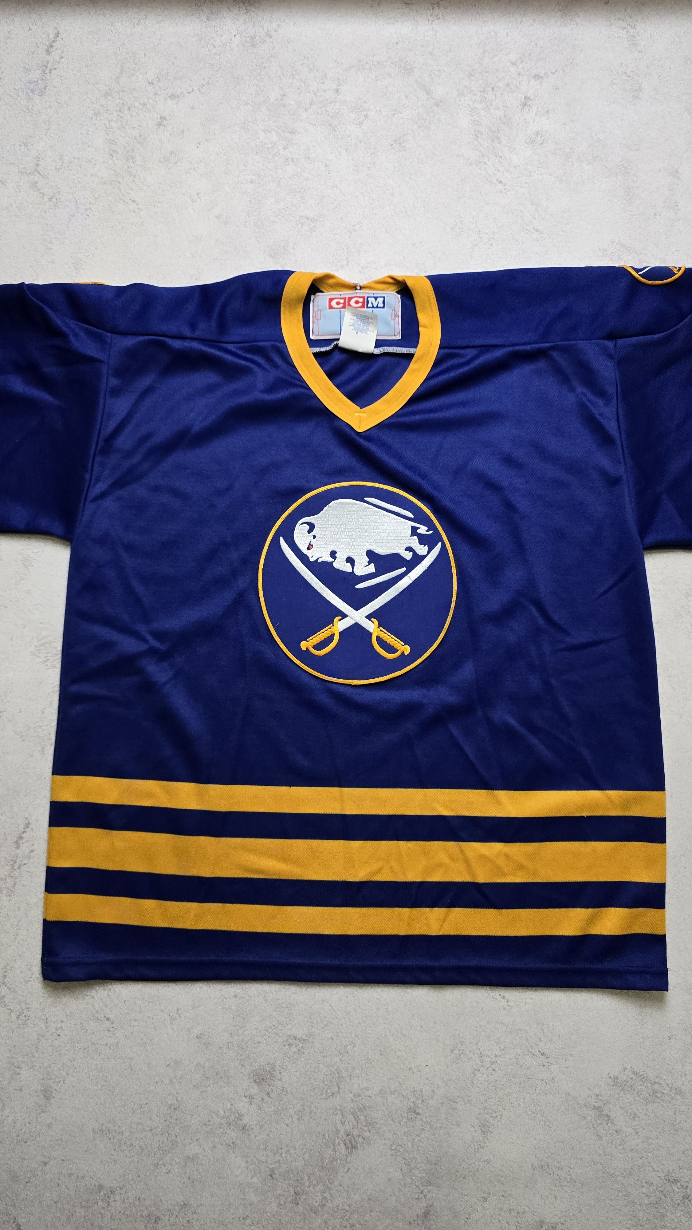 Ccm Vintage 90s NHL Buffalo Sabres CCM Blue Jersey Retro Logo Size US L / EU 52-54 / 3 - 15 Thumbnail