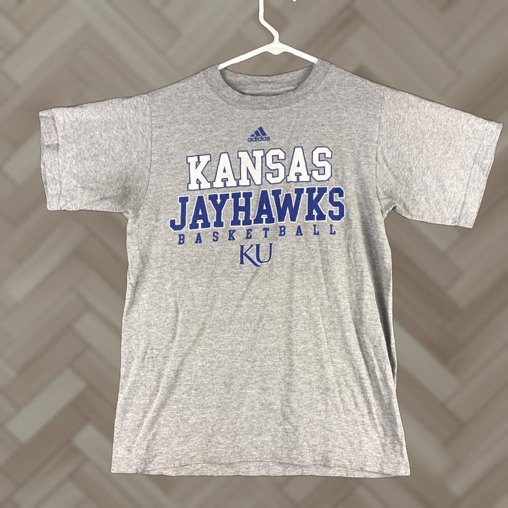 Adidas ADIDAS Kansas Jayhawks T-Shirt Mens Size S Gray Logo Size US S / EU 44-46 / 1 - 1 Thumbnail