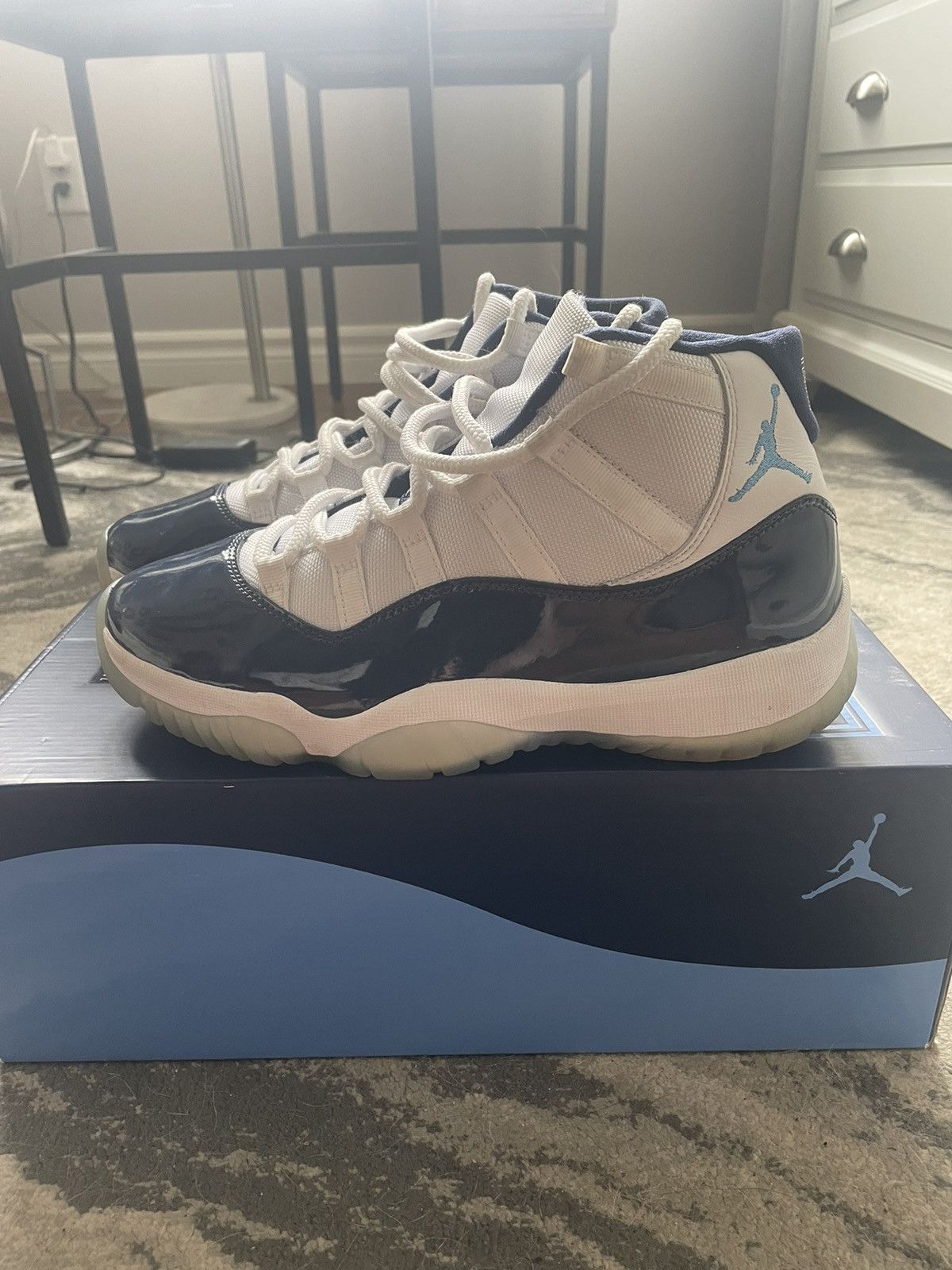 j11 win like 82