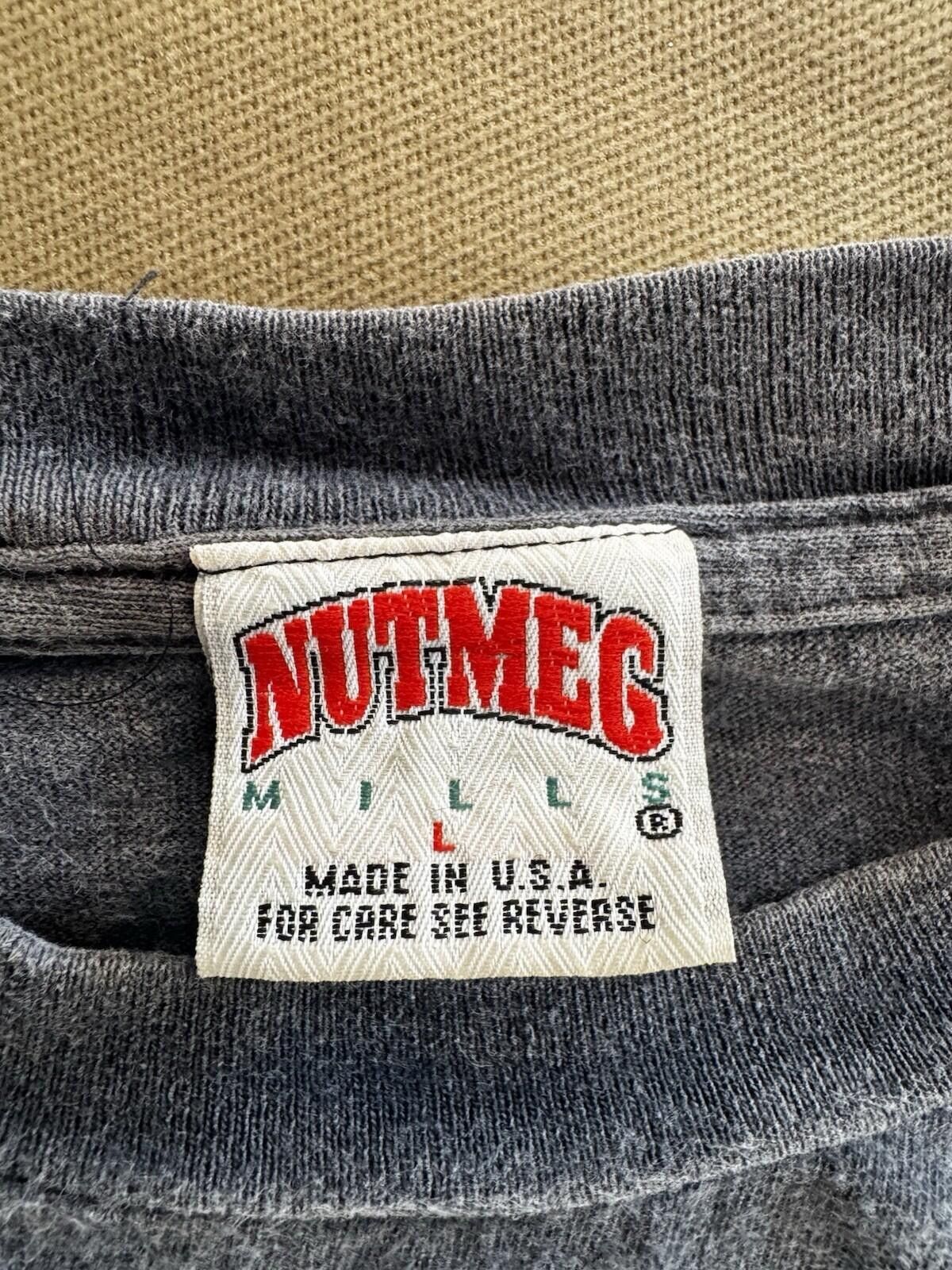 Vintage Vintage 90s New Jersey Devils NHL Nutmeg Mills Faded T-Shirt Size ONE SIZE - 5 Thumbnail