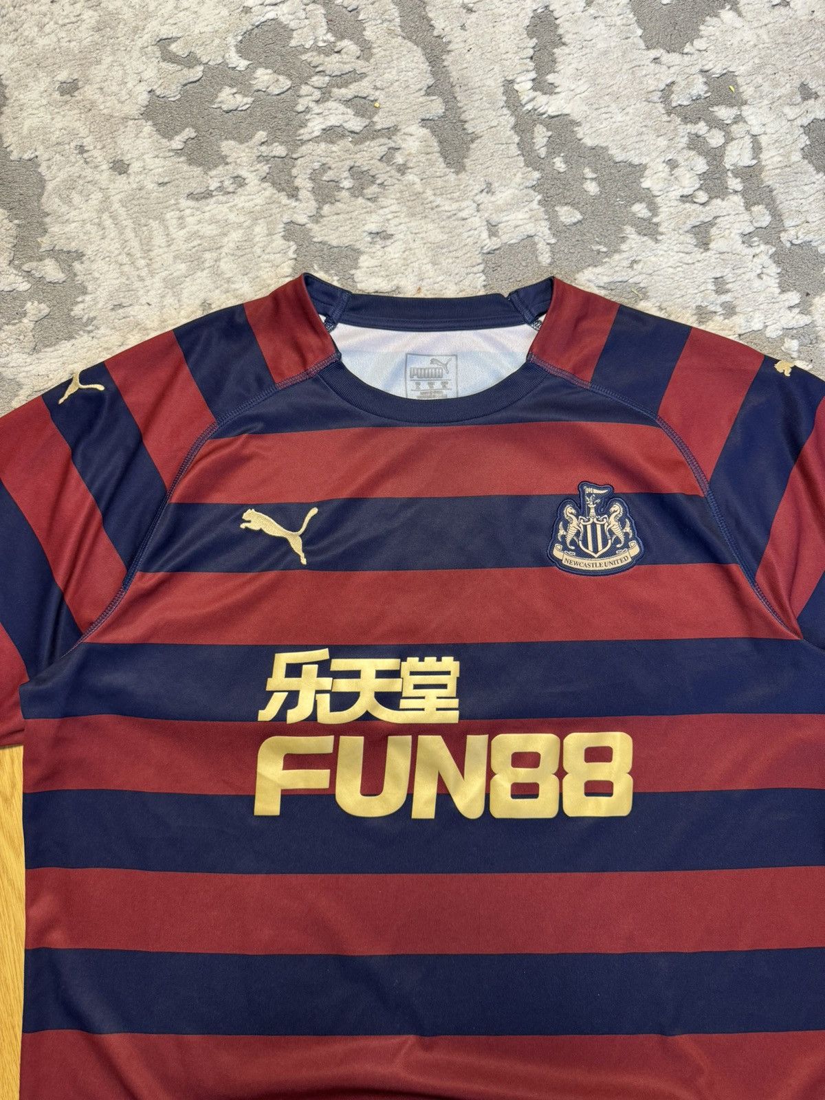 Puma × Vintage Puma Newcastle United 2018/2019 Football Soccer Shirt Jersey Size US XL / EU 56 / 4 - 5 Thumbnail