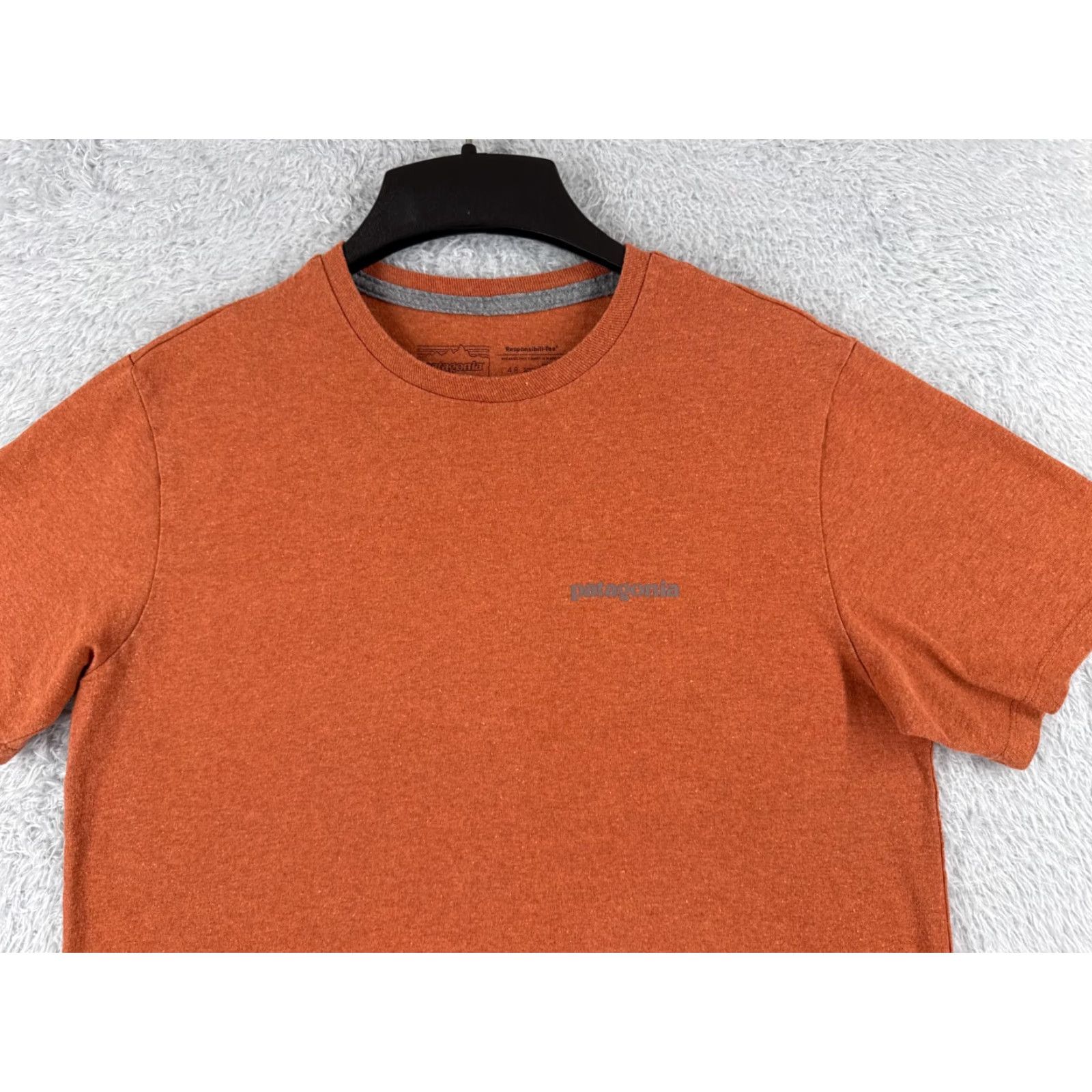 Patagonia Patagonia Shirt Men Small Orange Short Sleeve Crew Neck Cotton Blend Hike Camp Size US S / EU 44-46 / 1 - 4 Thumbnail