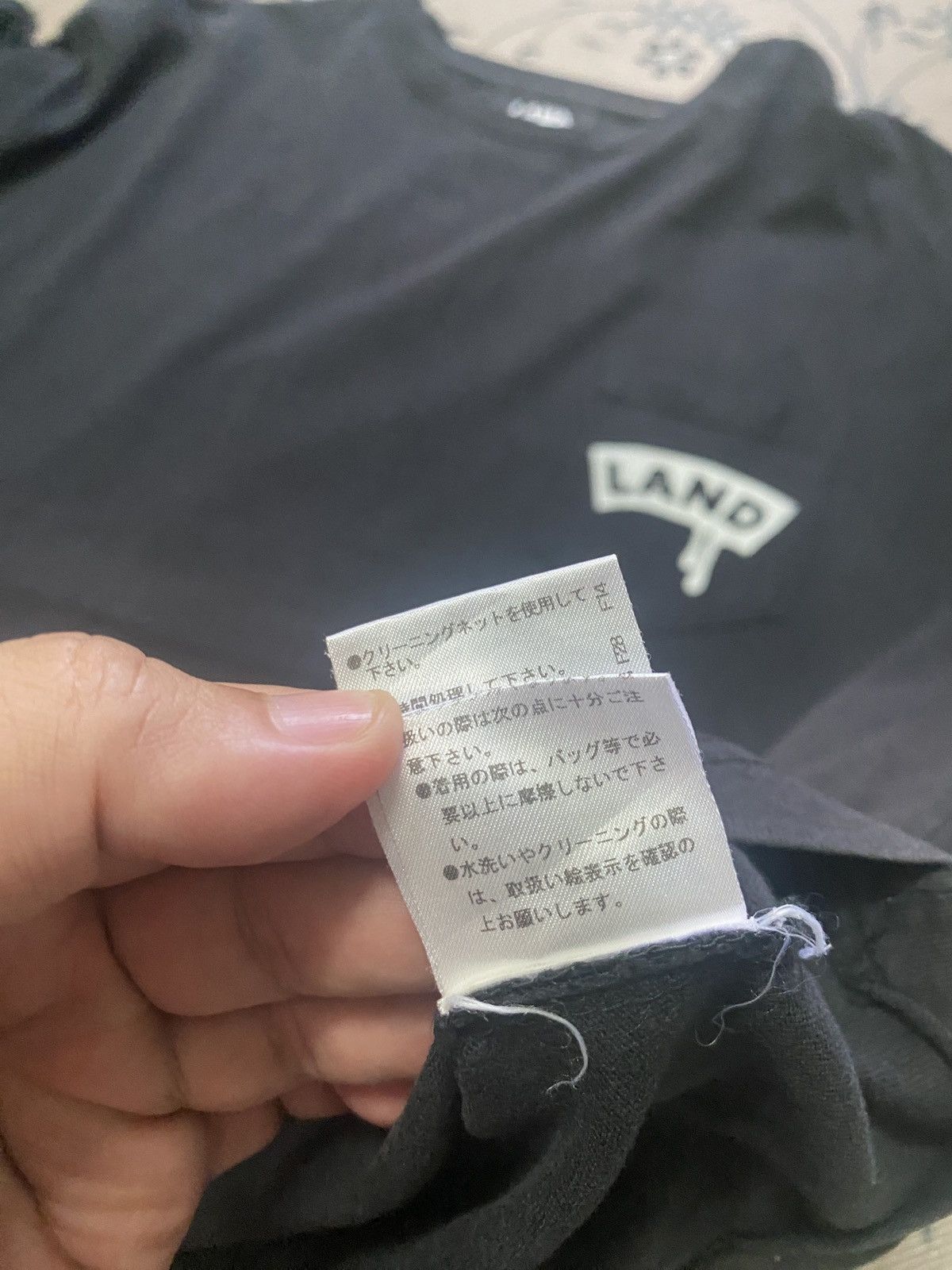 20471120 × Beauty Beast × Japanese Brand 💥RARE💥LAND BY MILKBOY LAND DRIP LOGO POKET T-SHIRT 🔥 Size US XL / EU 56 / 4 - 13 Thumbnail