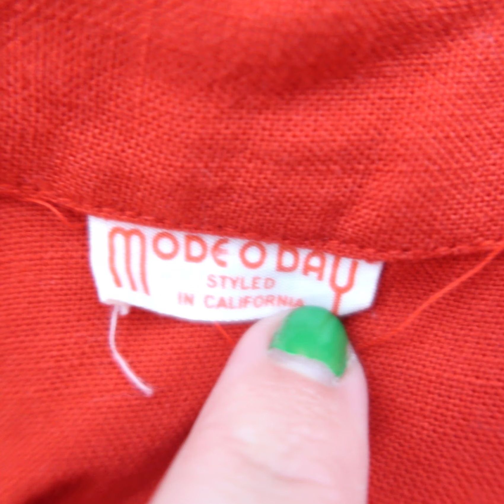 Vintage VINTAGE Mode O'Day red knee length shirt dress Shirt Dress Small Womens Red 40s 50s Collared Short Sleeve Cotton Zip Knee Length Vintage 40s Theme 40s Size S / US 4 / IT 40 - 6 Thumbnail