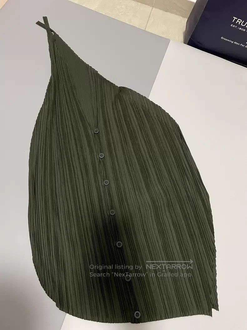 Issey Miyake Issey Miyake Green Coat Size S / US 4 / IT 40 - 1 Thumbnail