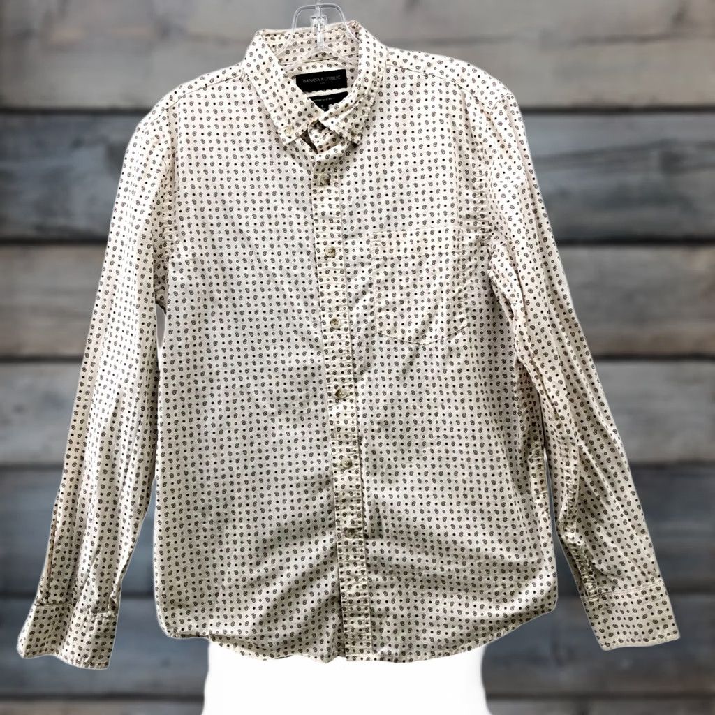Banana Republic VINTAGE Banana Republic Untucked Fit Shirt Mens S Ivory Paisley Print Long Sleeve Size US S / EU 44-46 / 1 - 1 Thumbnail