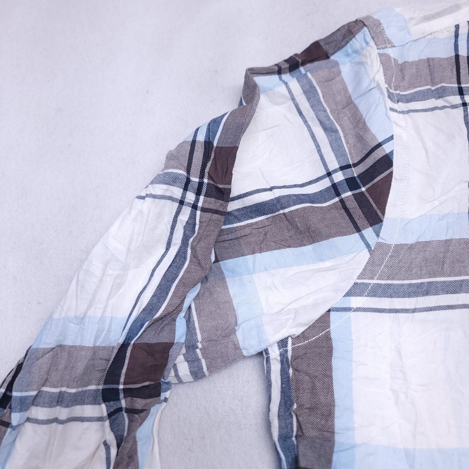 Old Navy Old Navy Madras Flannel Shirt Mens Size Large L Brown Blue Size US L / EU 52-54 / 3 - 4 Thumbnail