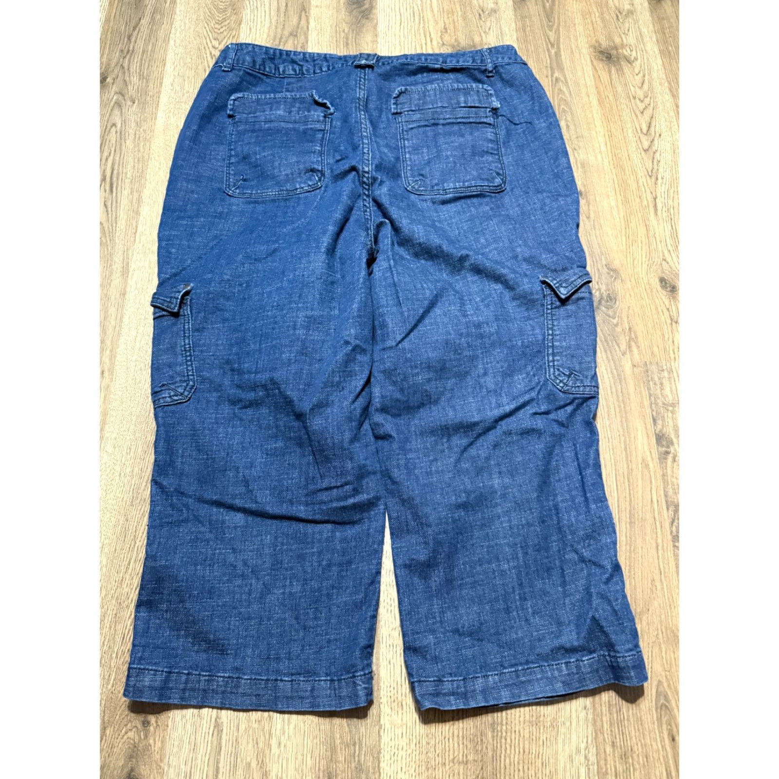 Vintage CJ Banks Jeans Women's 18W Blue Denim Cargo Pockets Straight Leg 5-Pocket Design Jeans Mens Womens Size 40" / US 18 - 2 Thumbnail