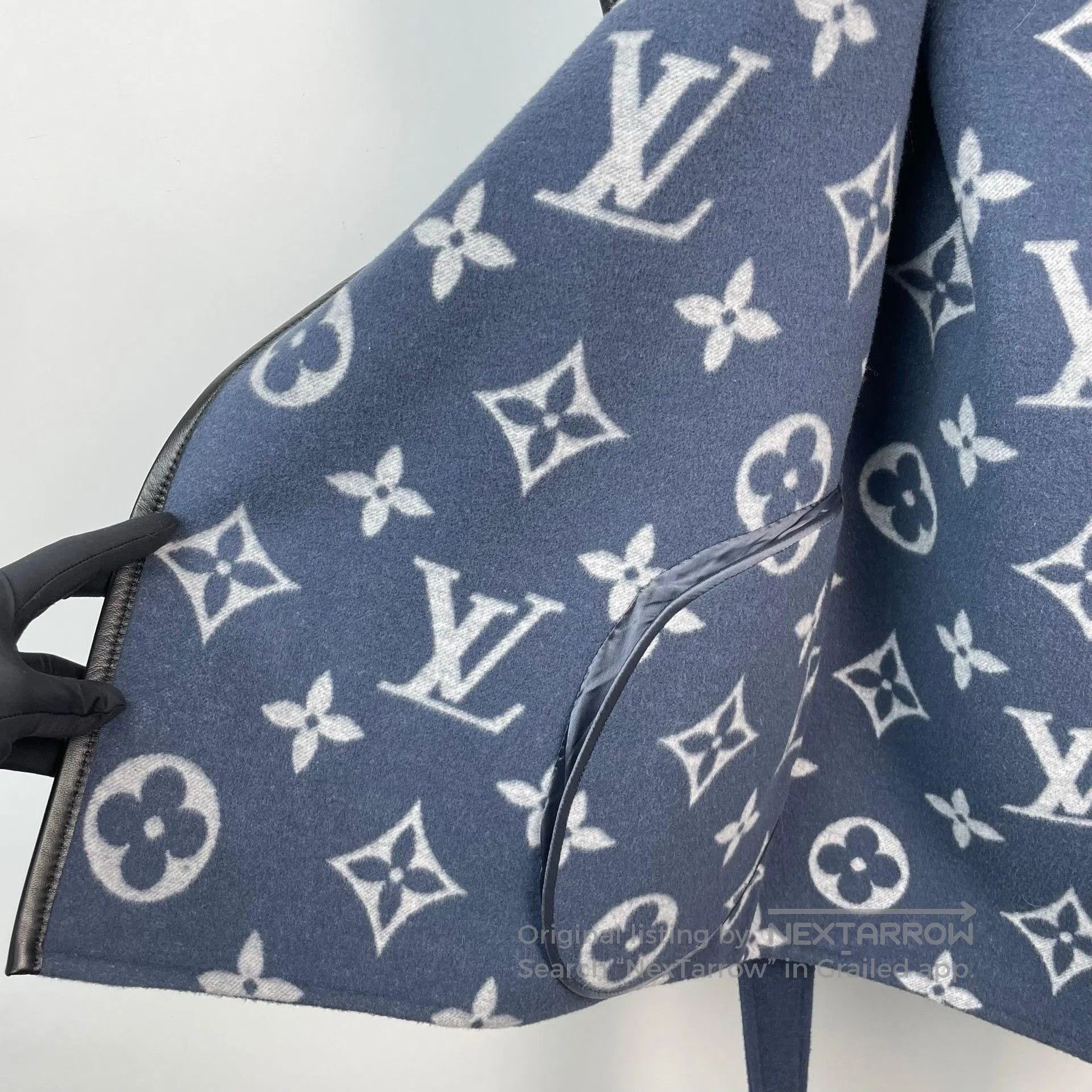 Louis Vuitton Louis Vuitton Blue Monogram Short Coat. Size XXS / US 00 / IT 34 - 6 Thumbnail