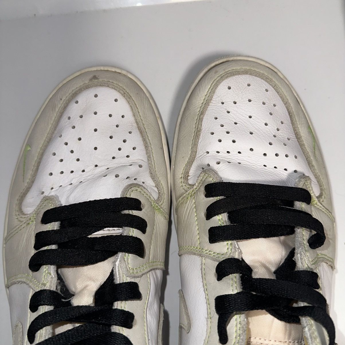 Jordan Brand Nike Air Jordan 1 Retro Low OG "GHOST GREEN" (DM7837-103) Size US 12 / EU 45 - 7 Thumbnail