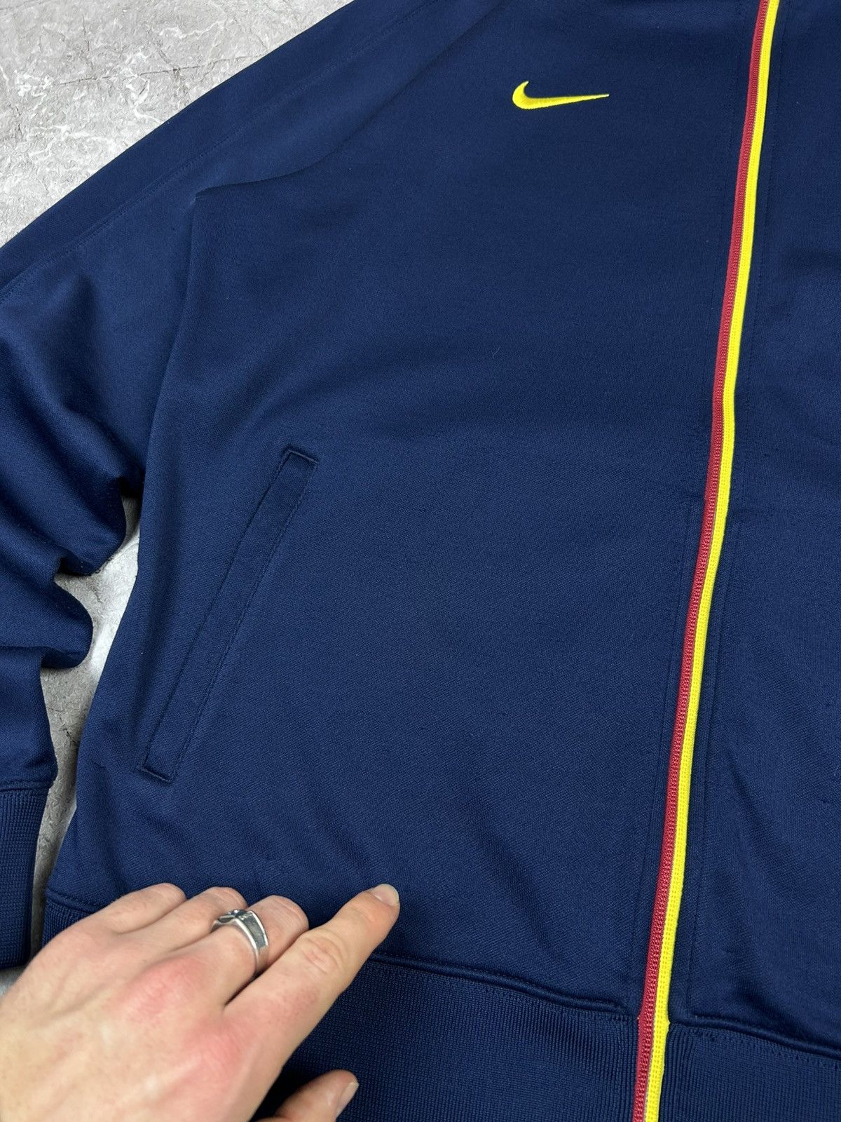 Nike Nike F.C. Barcelona Football Track Top Soccer Jacket Rare Size US L / EU 52-54 / 3 - 3 Thumbnail