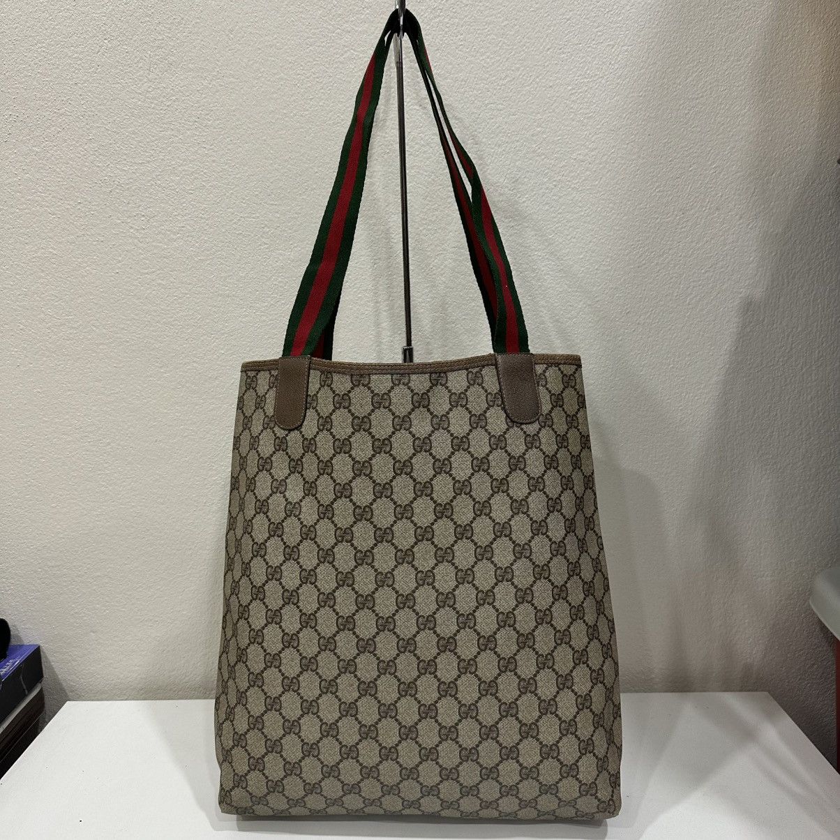 Gucci ‼️YES‼️ VINTAGE GUCCI GG SUPREME SHERRY LINE TOTE BAG Size ONE SIZE - 3 Thumbnail