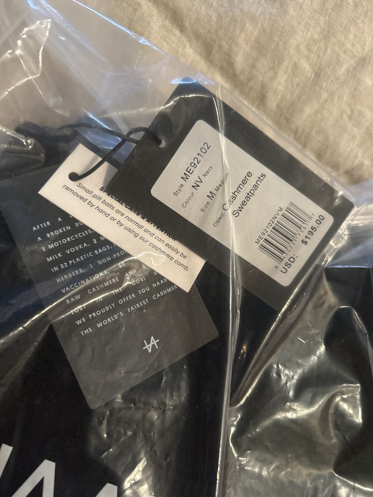 NAADAM NWT Size Medium Naadam new Navy Cashmere Sweatpants Size US 33 - 5 Thumbnail