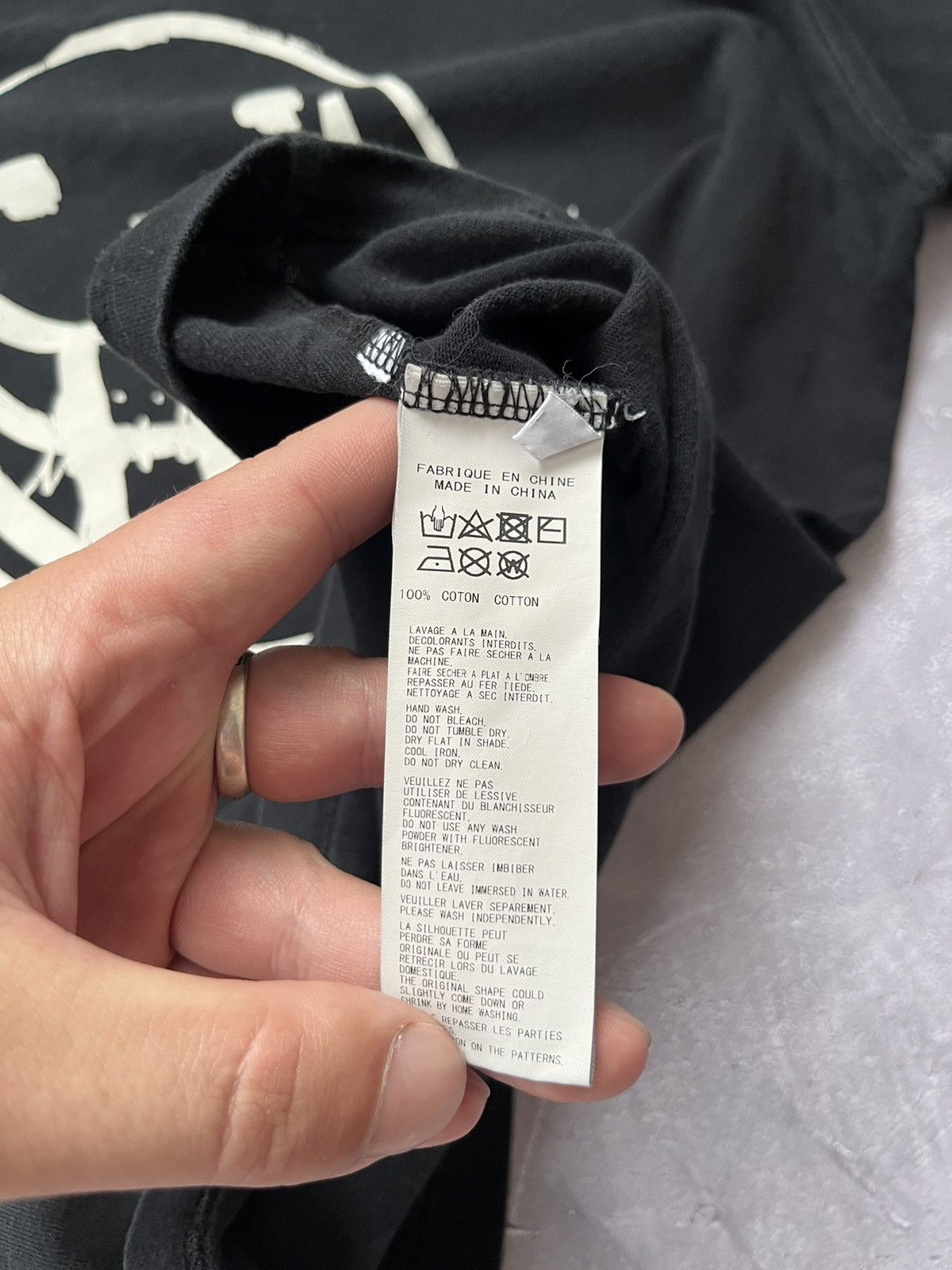 New Era × Yohji Yamamoto Rare New Era X Yohji Yamamoto Black T-Shirt Tee Size L / 4 Size US L / EU 52-54 / 3 - 7 Thumbnail