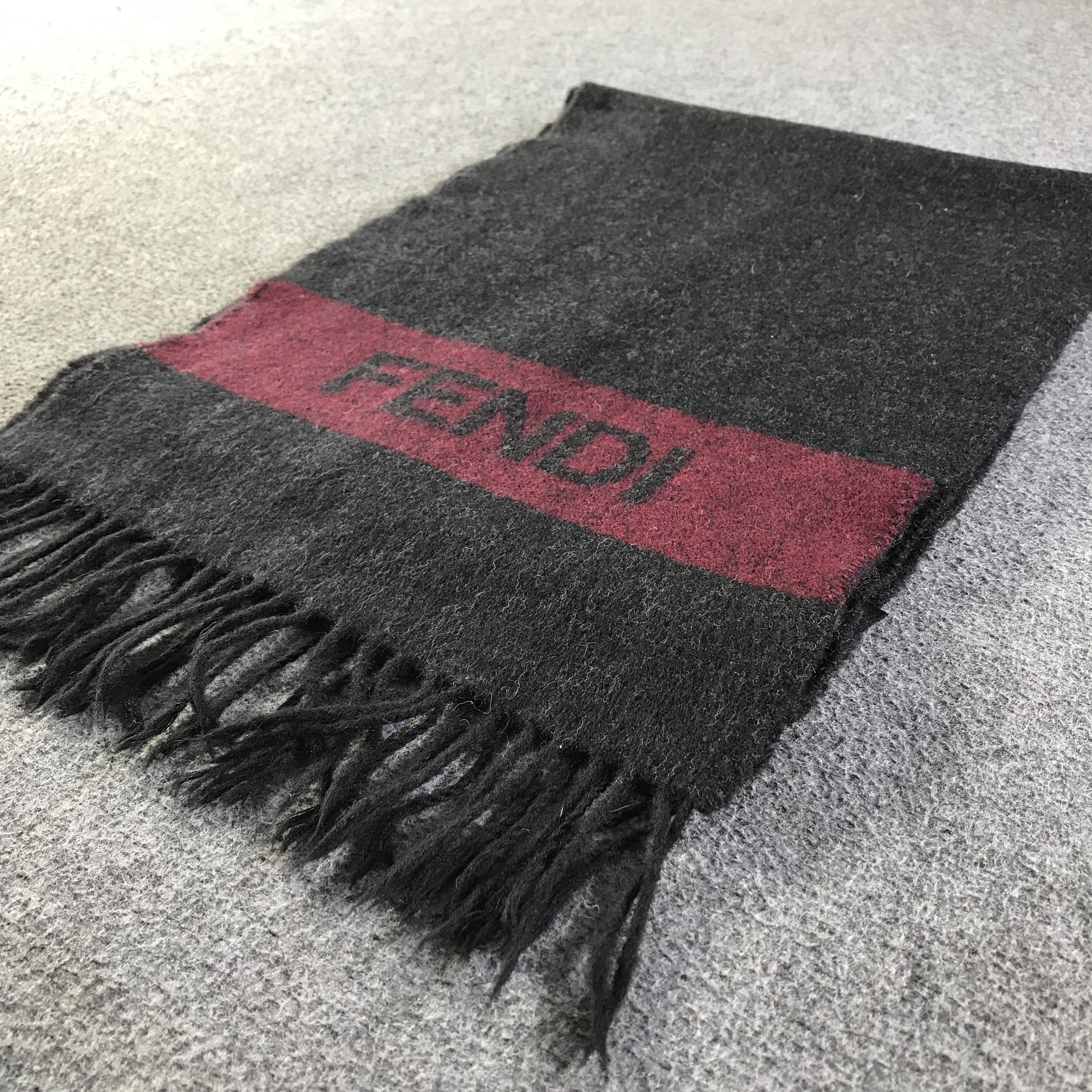 Fendi Fendi Wool Scarf / Muffler / Neckwear SS1467 Size ONE SIZE - 5 Thumbnail