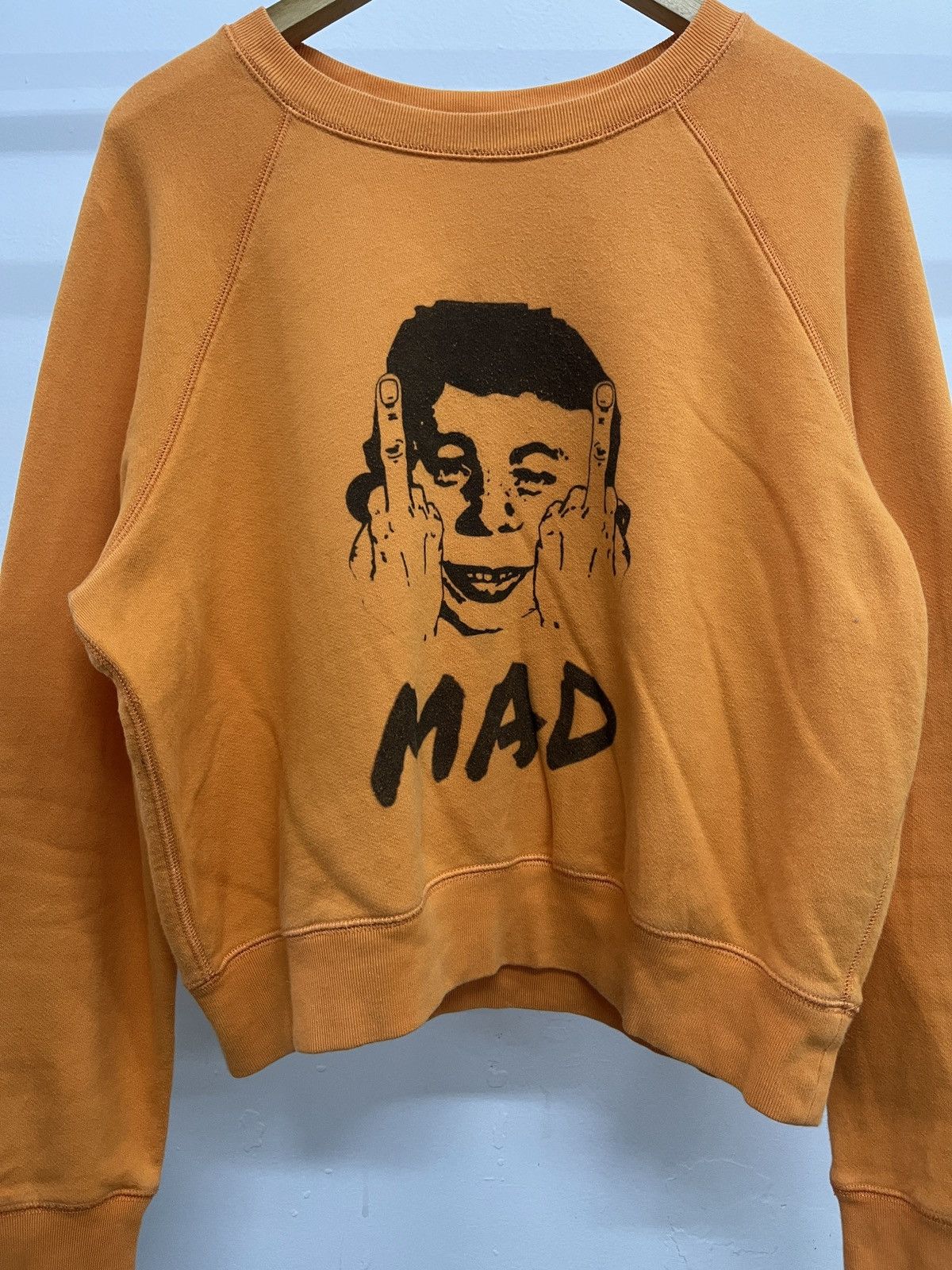 Vintage MAD Magazine Alfred E. Neuman Middle Finger Boxy Crewneck Size US M / EU 48-50 / 2 - 9 Thumbnail