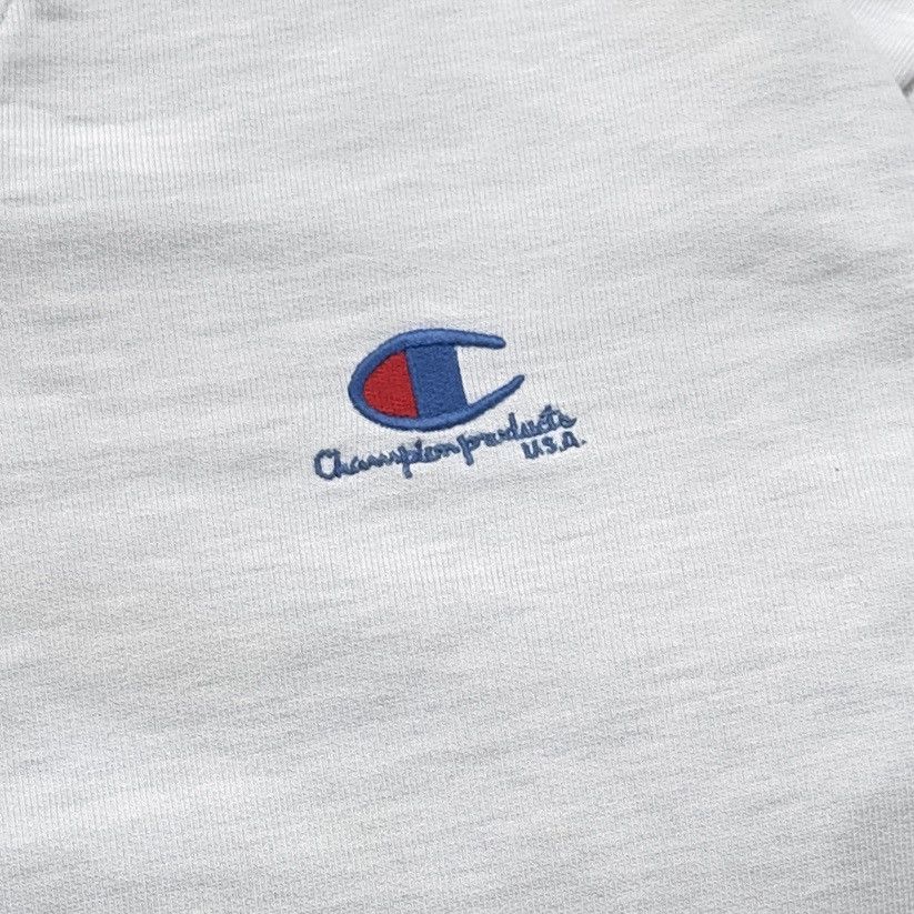 Champion VINTAGE CHAMPION ESSENTIAL SMALL LOGO PULLOVER CREWNECK Size US L / EU 52-54 / 3 - 4 Thumbnail
