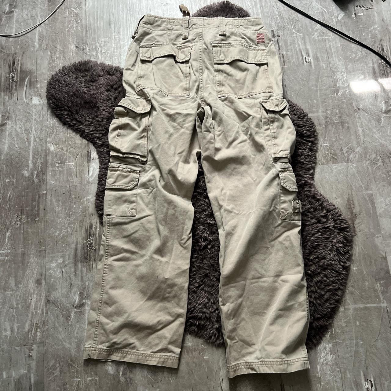 Vintage Tan and cream vintage cargo pants size XS Size US 30 / EU 46 - 2 Thumbnail