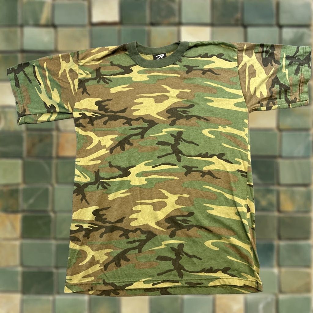 Rothco Rothco Camouflage T-shirt Short Sleeve Woodland Men’s Large Green L Mens Regular Size T-Shirt Size US L / EU 52-54 / 3 - 1 Thumbnail