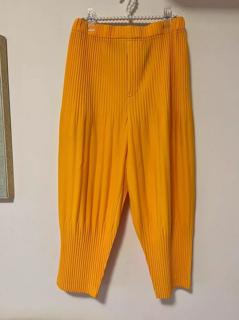 Issey Miyake Issey Miyake size:2 Yellow pleated puff pants Size 22" - 1 Thumbnail
