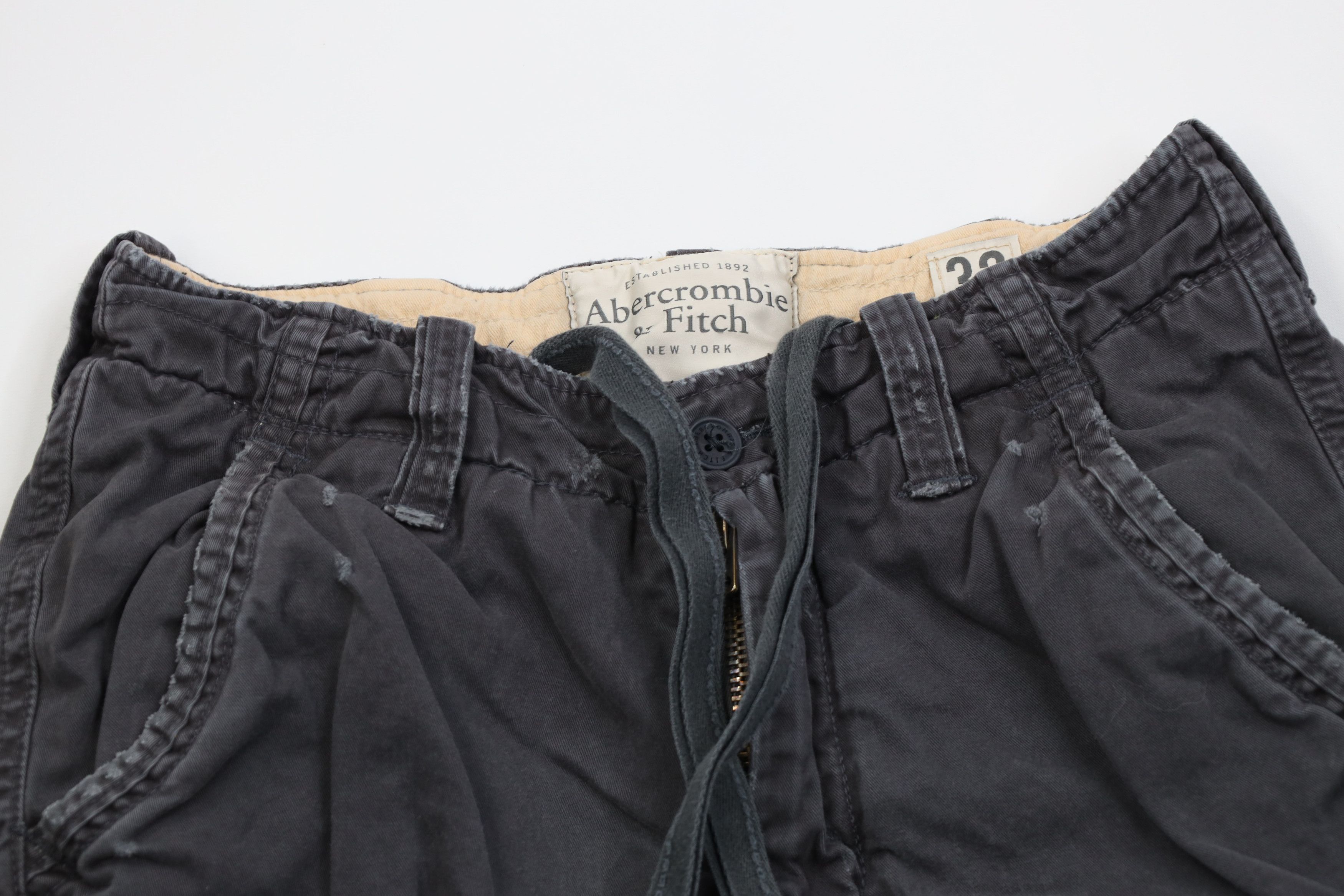 Abercrombie & Fitch Vintage 90s Y2K Abercrombie & Fitch Cargo Shorts Gray Size US 32 / EU 48 - 2 Thumbnail