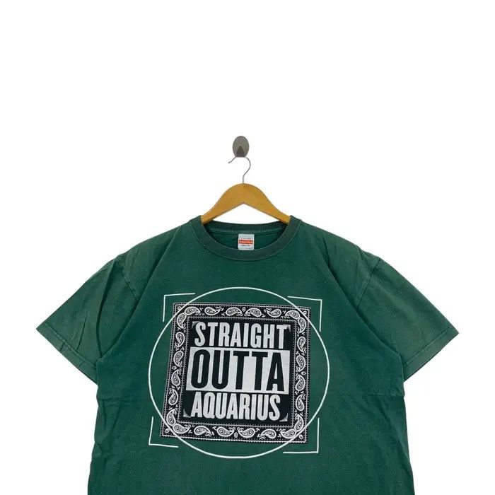 Vintage STRAIGHT OUTTA AQUARIUS Japanese Hip Hop Rap Tee Shirt Size US XL / EU 56 / 4 - 2 Thumbnail