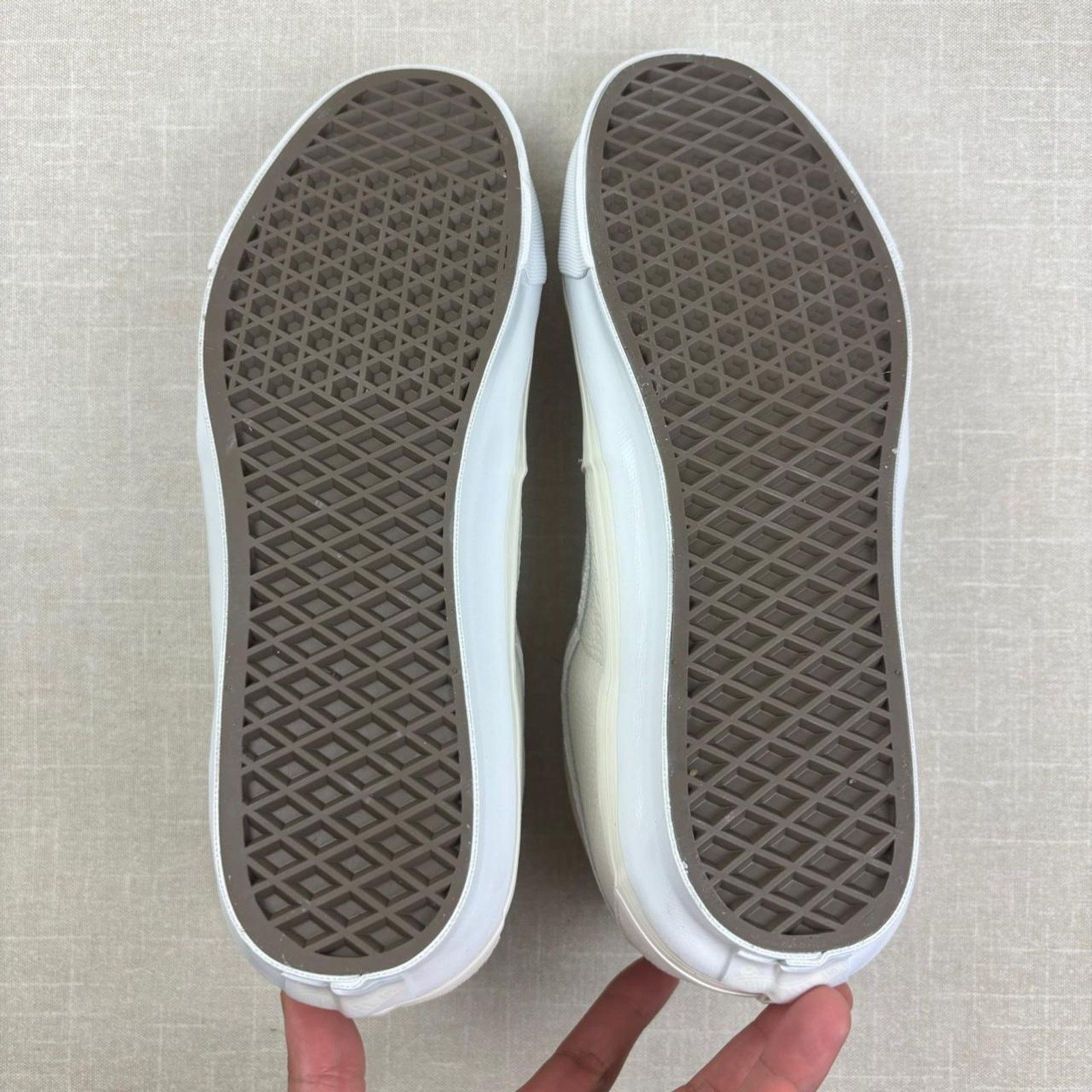 Vans 🏳️ Vans Vault OG Sk8-Mid LX “Blanc De Blancs” 9.5M Size US 9.5 / EU 42-43 - 5 Thumbnail