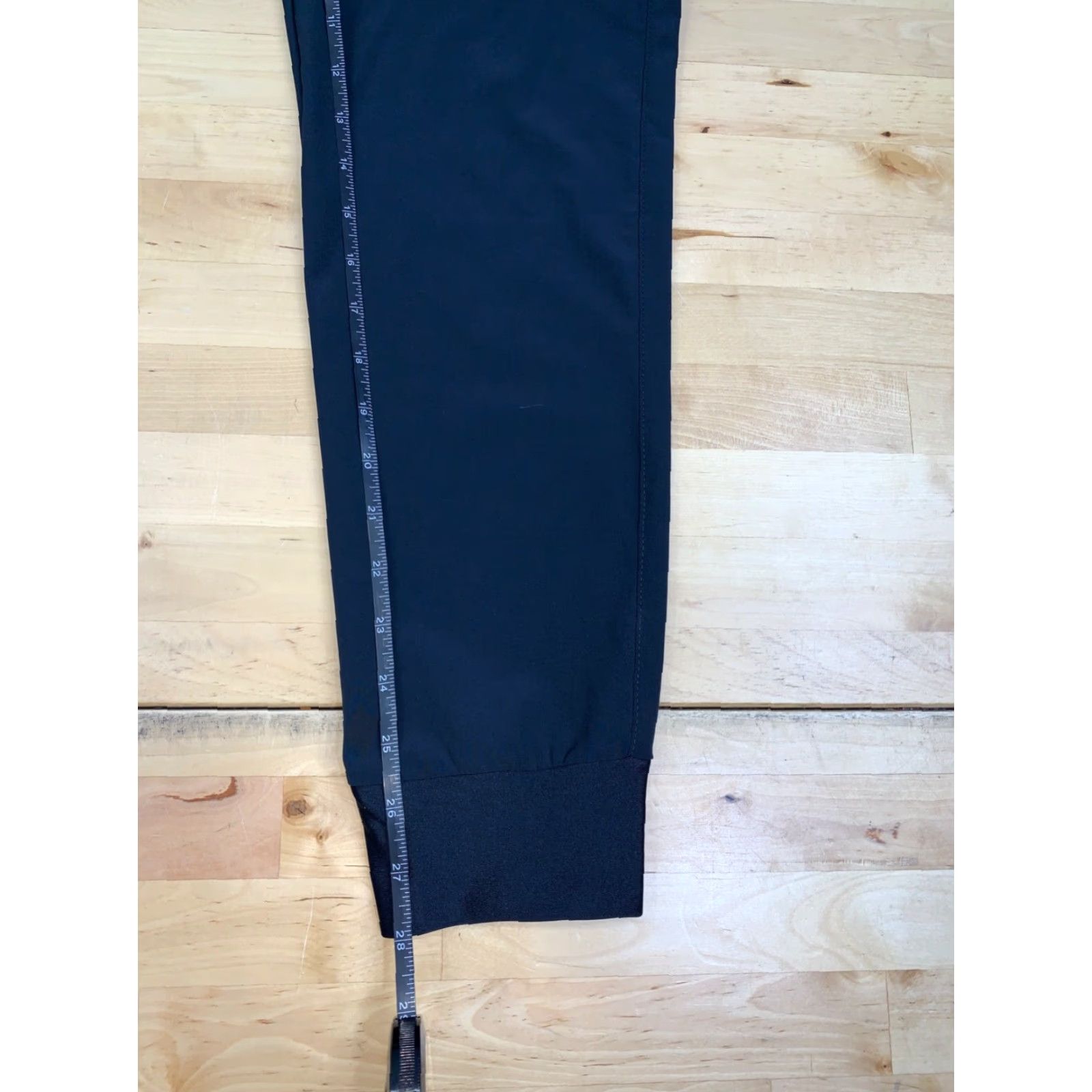 Under Armour Under armour Track Pants S Black Athletic Casual Gym Training Running Pants Mens Regular Inseam 28 in HeatGear Size US 29 - 7 Thumbnail