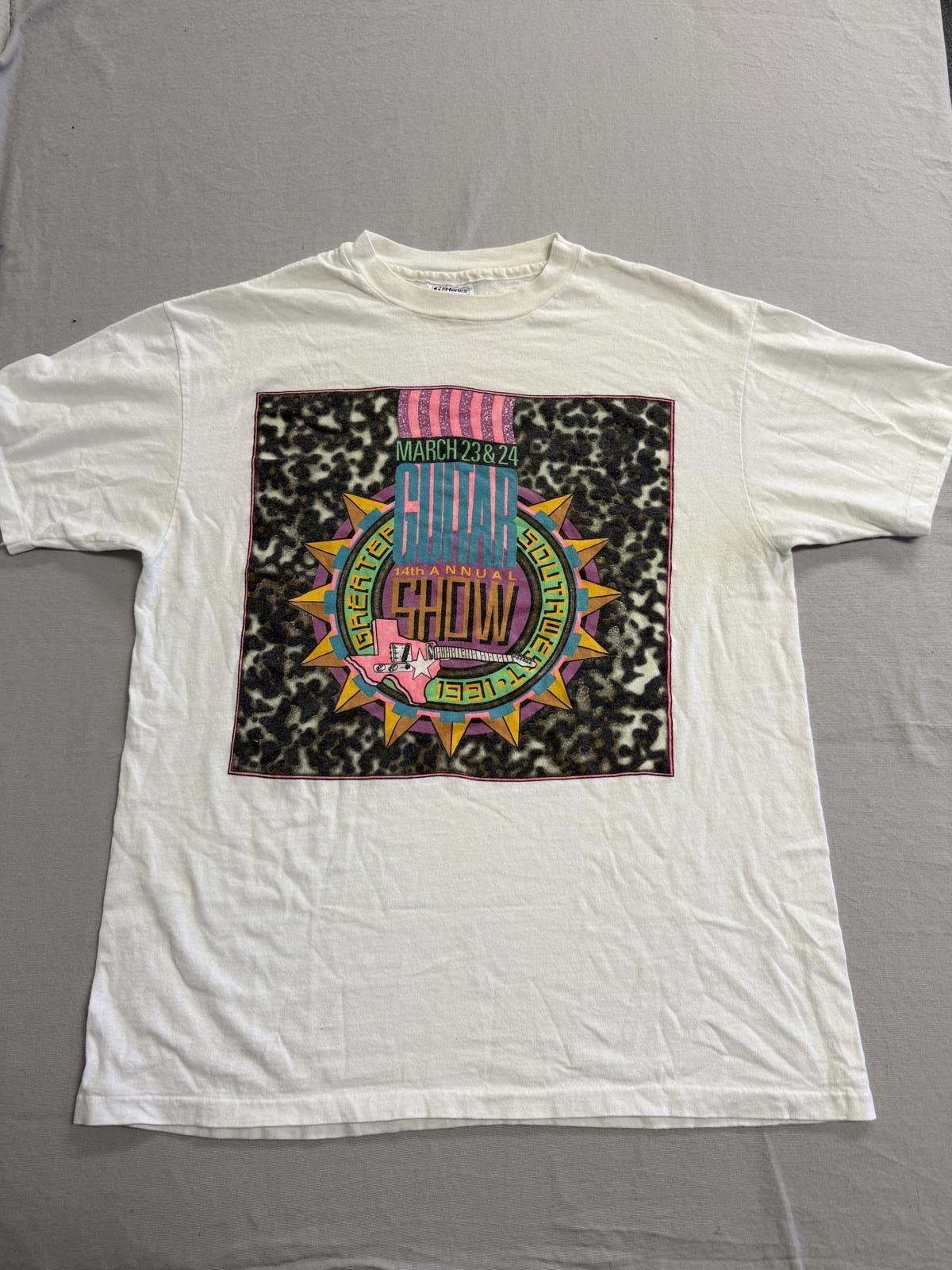 Hanes Vintage Guitar T-shirt 1991 Dallas Guitar Festival XL Size US XL / EU 56 / 4 - 1 Thumbnail