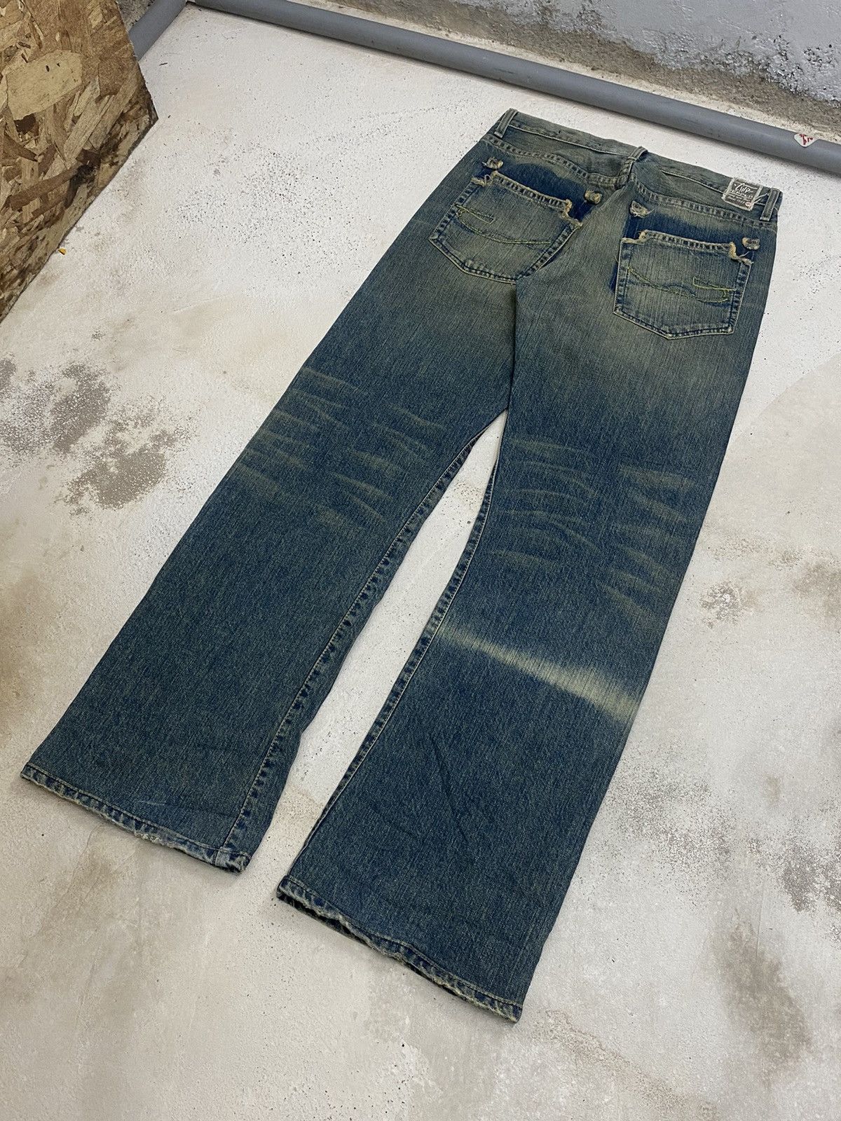 Hysteric Glamour × Japanese Brand Chip Pepper Jean Baggy Mud Washed Whisker Distressed Size US 30 / EU 46 - 13 Thumbnail