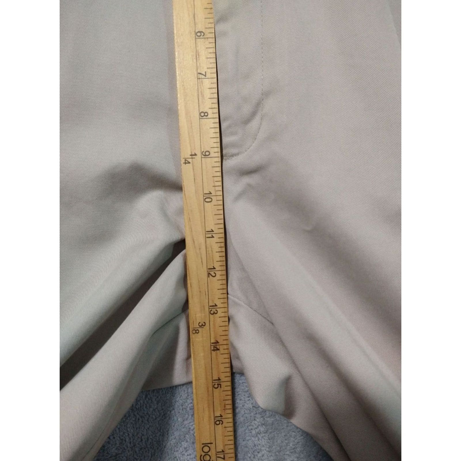Haggar Haggar Pants Mens 42x29 Khaki Work to Weekend Classic Fit Flat Front Lot of 2 Pants Mens 42 Khaki Classic Haggar Work to Weekend Lightweight? Size US 42 / EU 58 - 4 Thumbnail