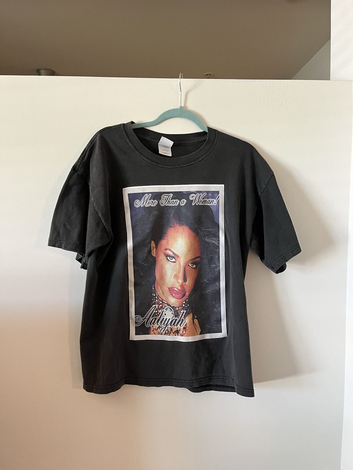 Band Tees × Vintage Vintage Aaliyah Tee Size US L / EU 52-54 / 3 - 1 Thumbnail