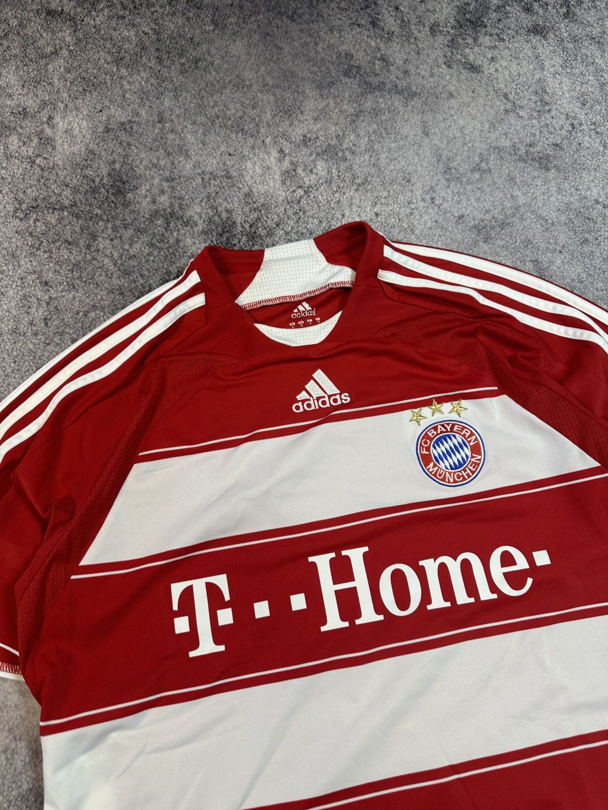 Adidas Adidas Bayern Munich 7 Ribery Soccer Jersey Blokecore M USA Size US M / EU 48-50 / 2 - 5 Thumbnail