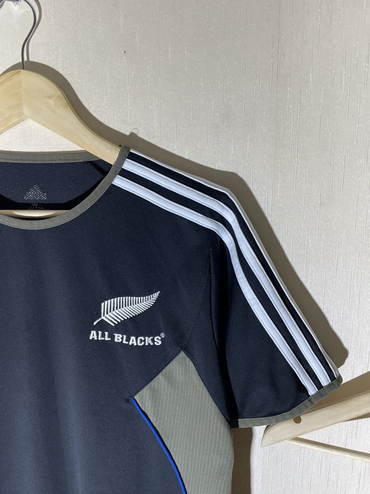 Adidas × Vintage Adidas All Blacks 2007 rugby jersey Size US M / EU 48-50 / 2 - 2 Thumbnail