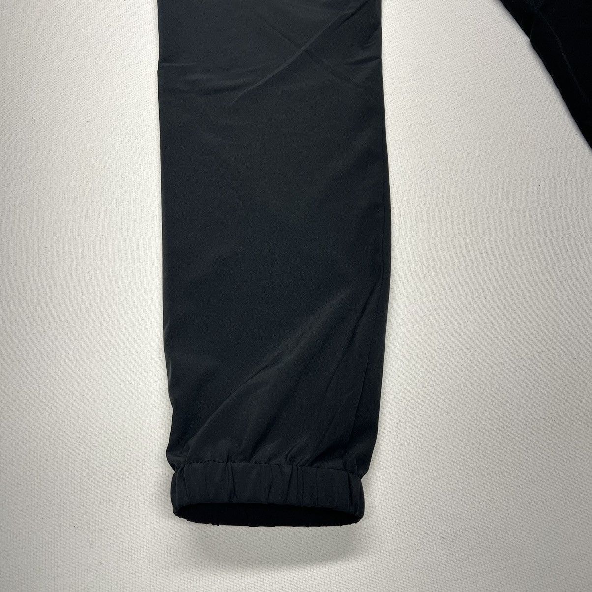Billabong Billabong Pants Black Jogger Adventure Division Zip Pocket Size US 34 / EU 50 - 18 Thumbnail
