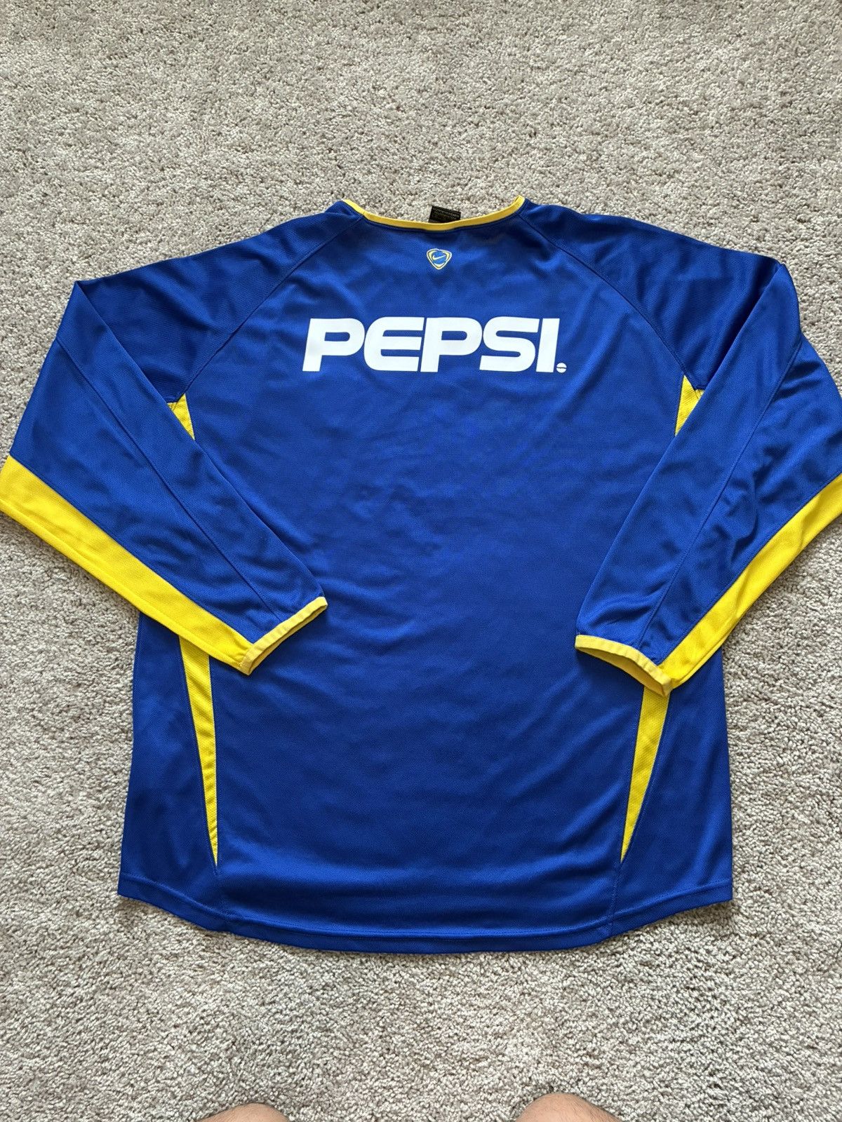 Nike 2002/2003 Boca Jrs Training Kit L/S Size US L / EU 52-54 / 3 - 2 Thumbnail