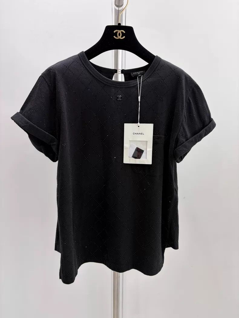 Chanel Chanel The latest black diamond rhinestone top T-shirt in Size XS / US 0-2 / IT 36-38 - 1 Thumbnail