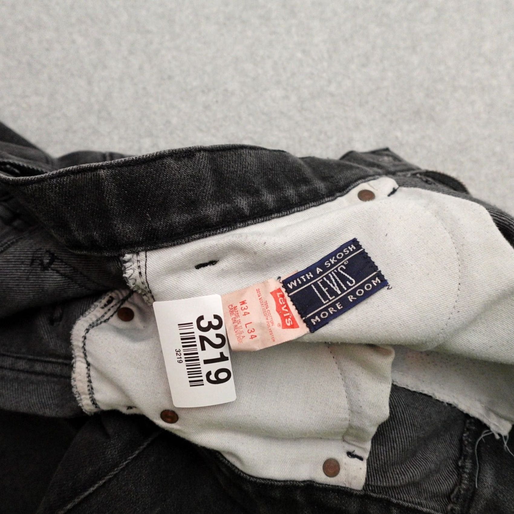 Levi's VINTAGE Levi's Gold Tab Jeans Mens 34x32 USA Black 34 32 Straight Denim Jeans Mens Size US 34 / EU 50 - 5 Thumbnail