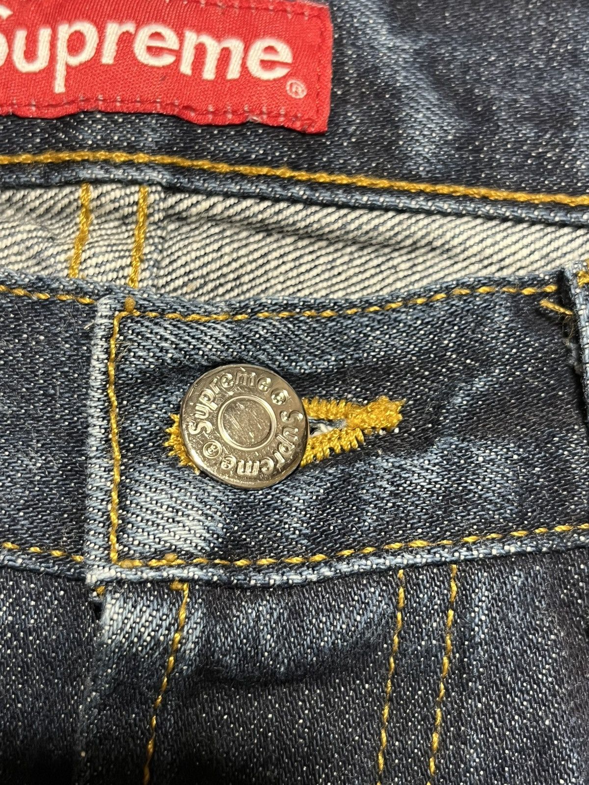 Supreme Supreme Selvedge Denim Jeans Made in USA Vintage Red Patch Size US 30 / EU 46 - 15 Thumbnail