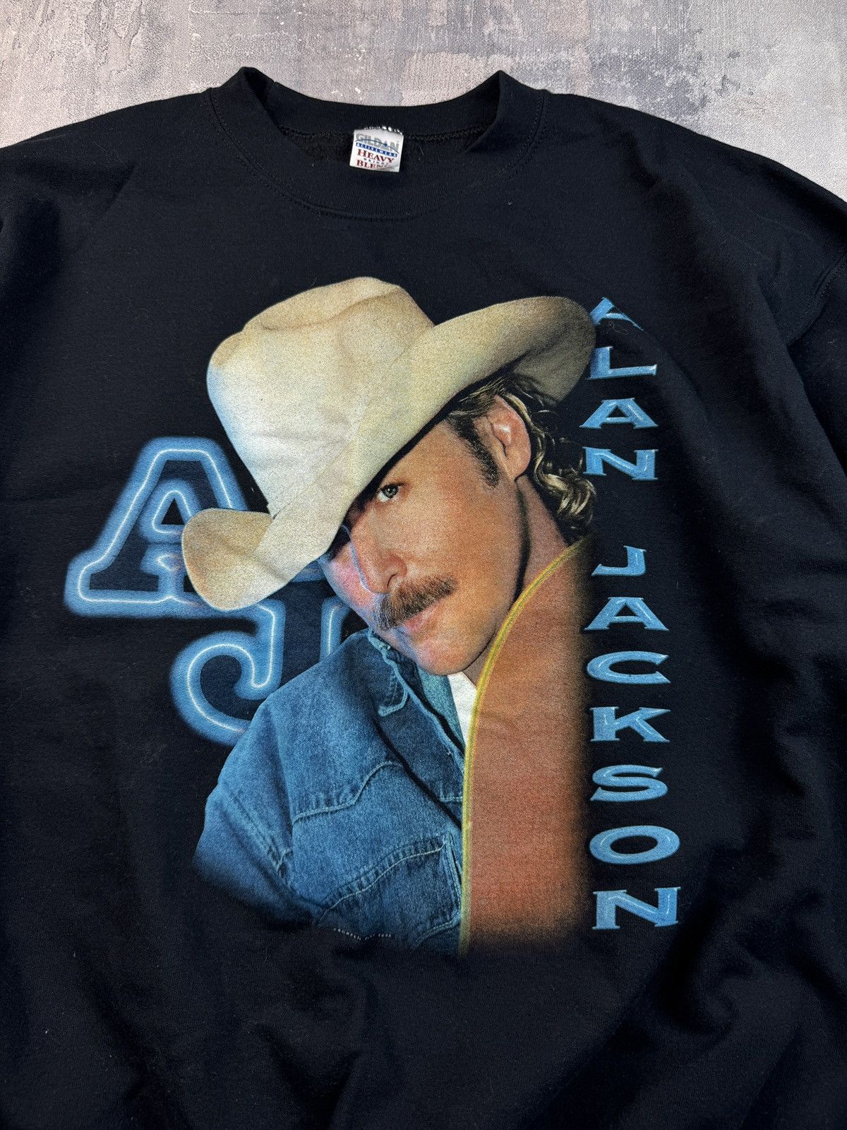 Gildan Vintage Alan Jackson Neon AJ Graphic Sweatshirt 90s/00s Size US XL / EU 56 / 4 - 2 Thumbnail