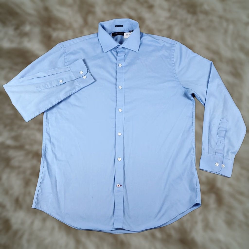 Tommy Hilfiger Tommy Hilfiger Button-Up Shirt Mens Large Blue Casual Long Sleeve Regular Fit Size US L / EU 52-54 / 3 - 1 Thumbnail