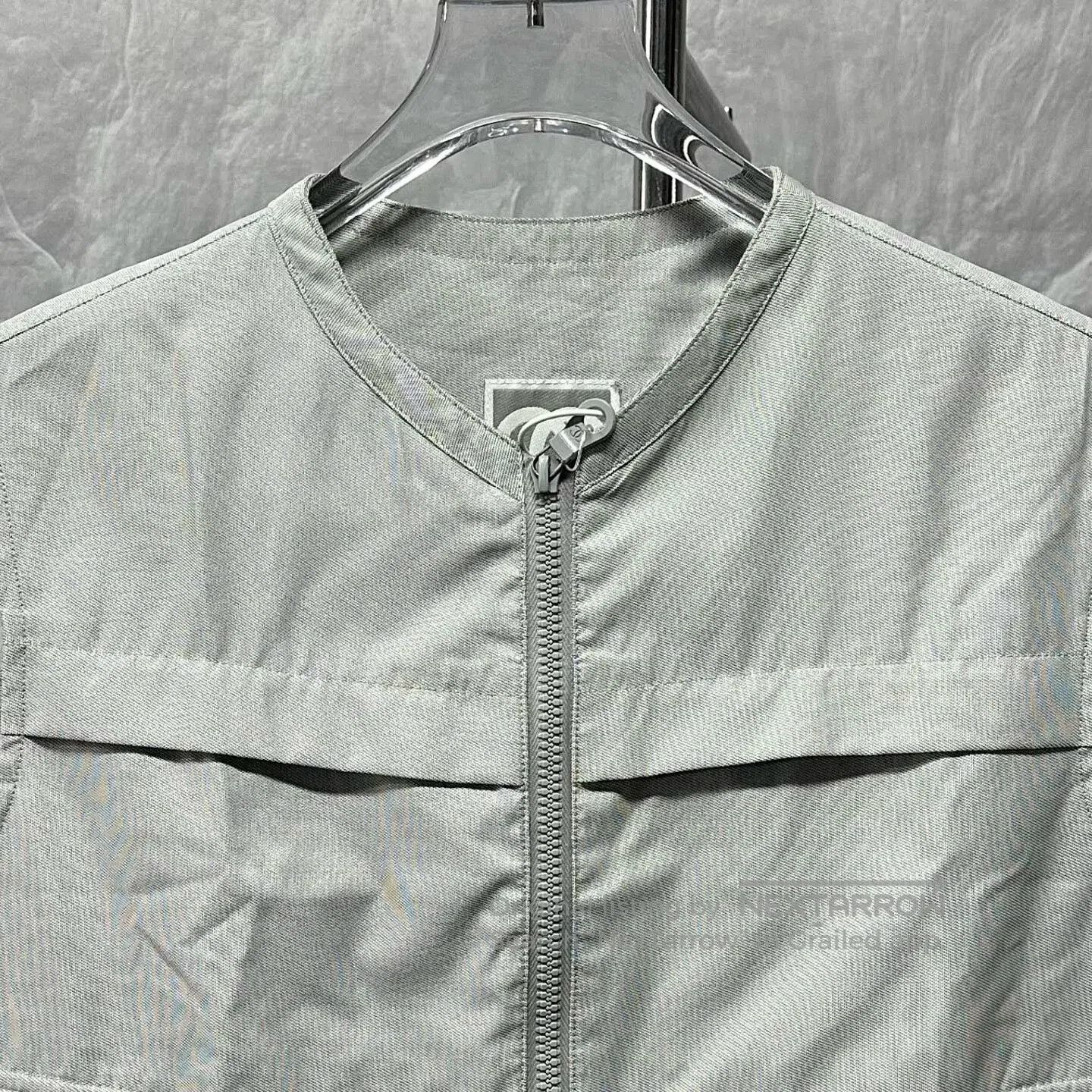 Chanel Chanel Zip Logo Sleeveless Vest Size 38. Size M / US 6-8 / IT 42-44 - 2 Thumbnail