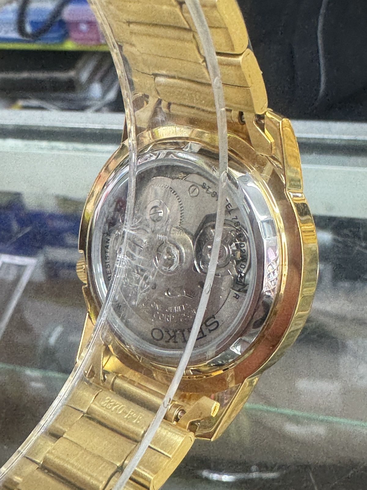 Seiko Seiko Men's Seiko 5 Automatic Gold Dial Size 40 - 4 Thumbnail