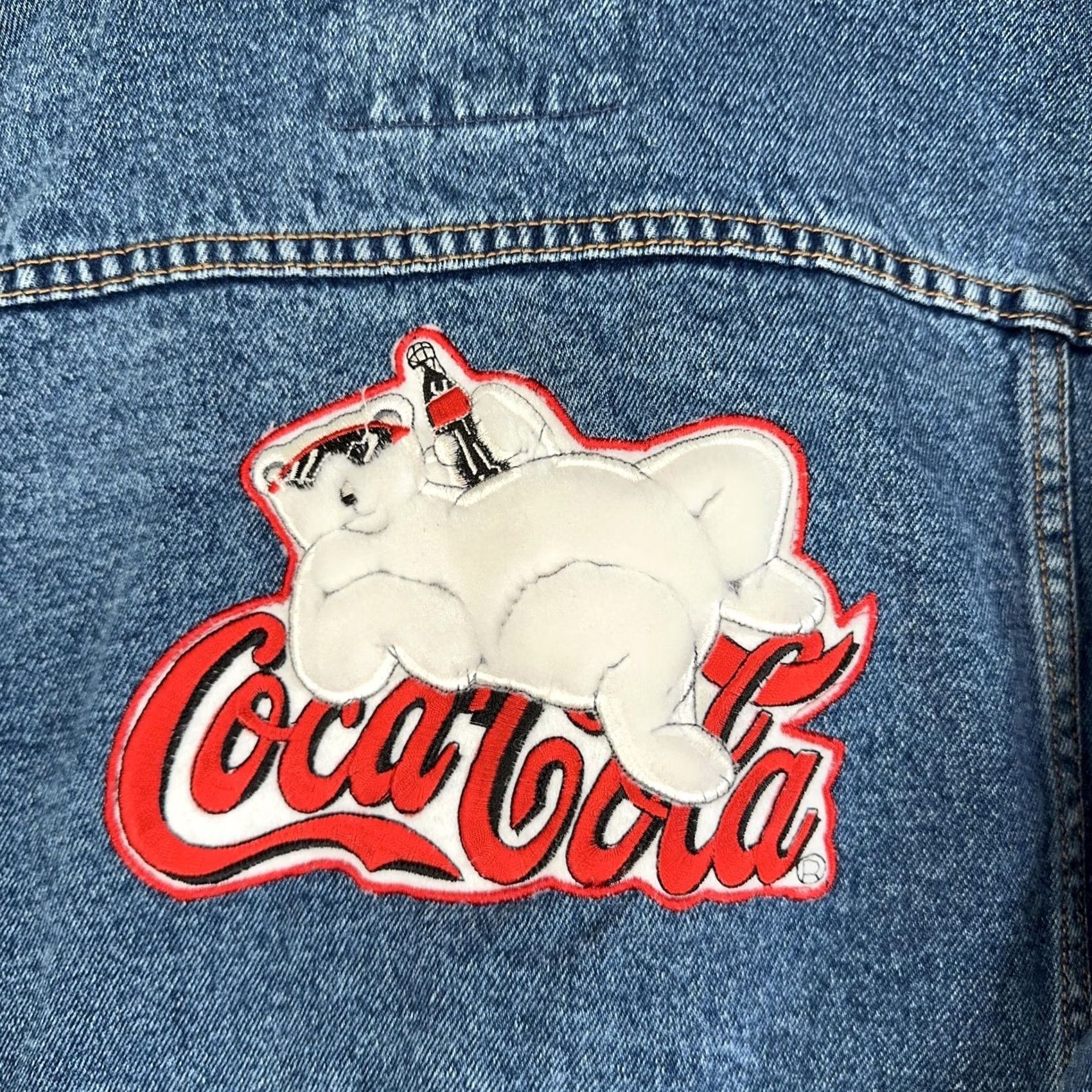 Denime VINTAGE Coca Cola Denim Trucker Jacket Mens XL Blue Polar Bear Logo 90s Coca-Cola Logo Embroidered Button Pockets denim 90s Mens XL Blue Size US 36 / EU 52 - 3 Thumbnail