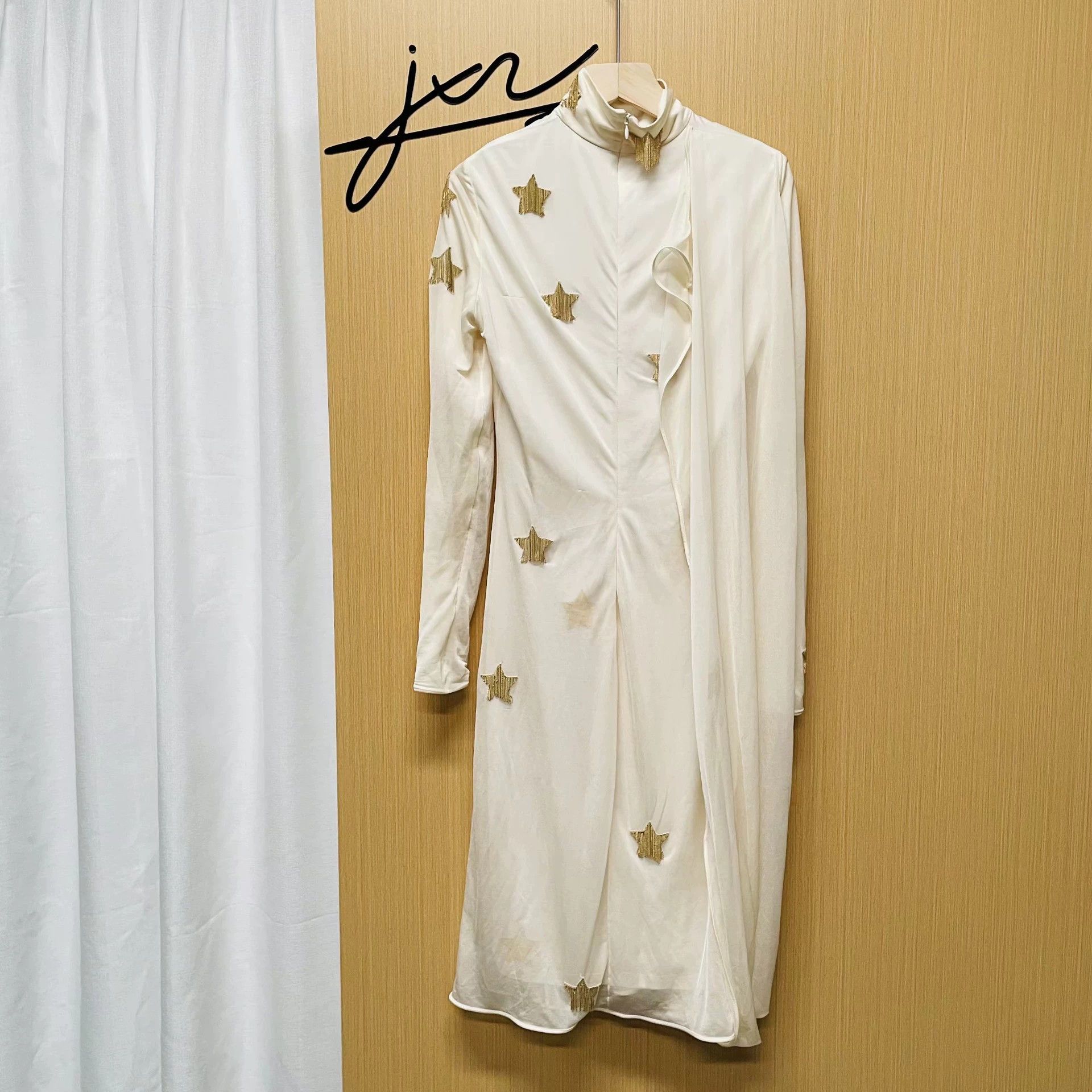 Burberry Burberry Wmns White Star Pleat LS Dress 36 99 New Size XS / US 0-2 / IT 36-38 - 2 Thumbnail