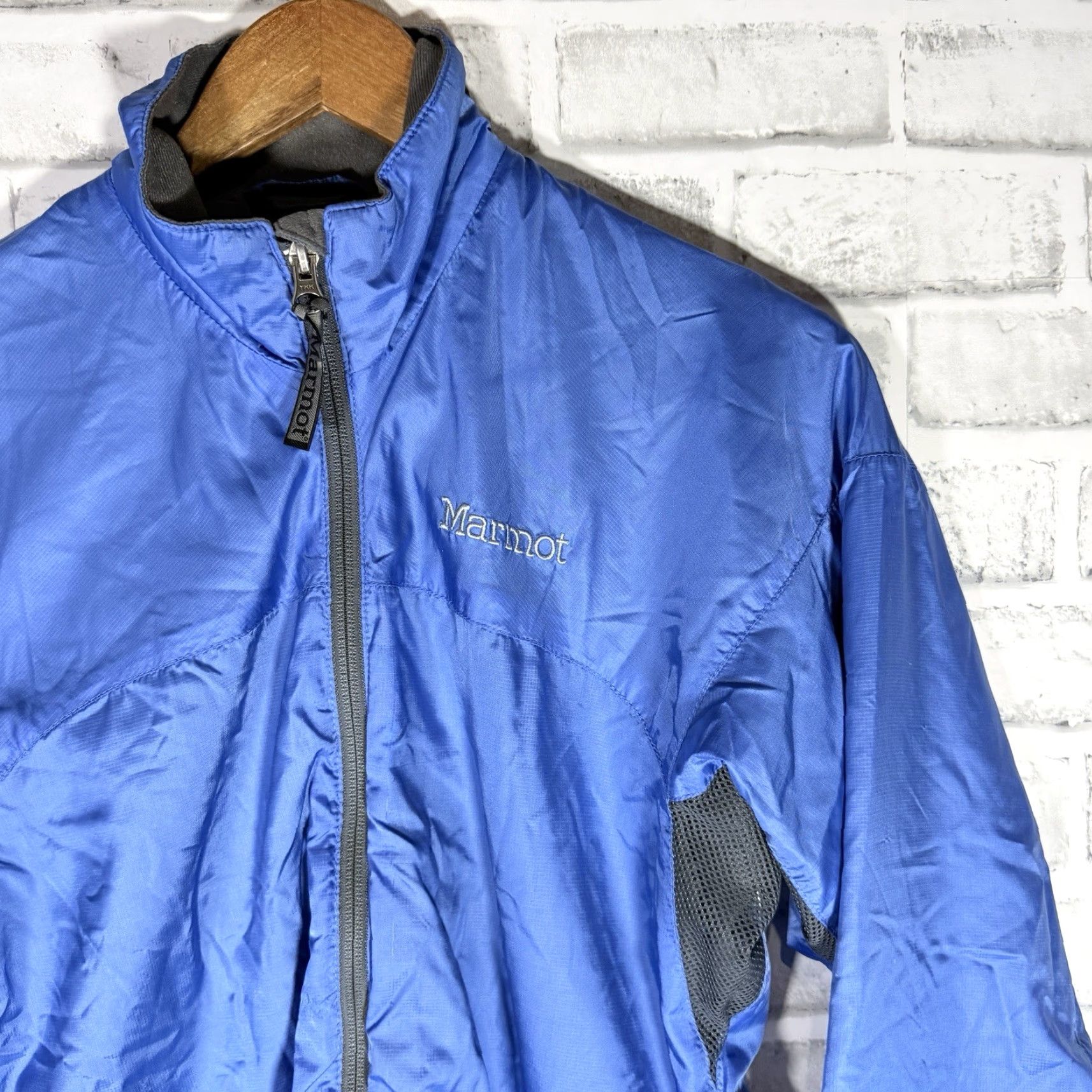 Marmot Marmot Full Zip Jacket Womens Size S Blue Polyester Jacket Full Zip Womens Marmot Blue Full Zip Jacket S Womens, Basic Jacket, Polyester, Blue, Marmot Size S / US 4 / IT 40 - 2 Thumbnail