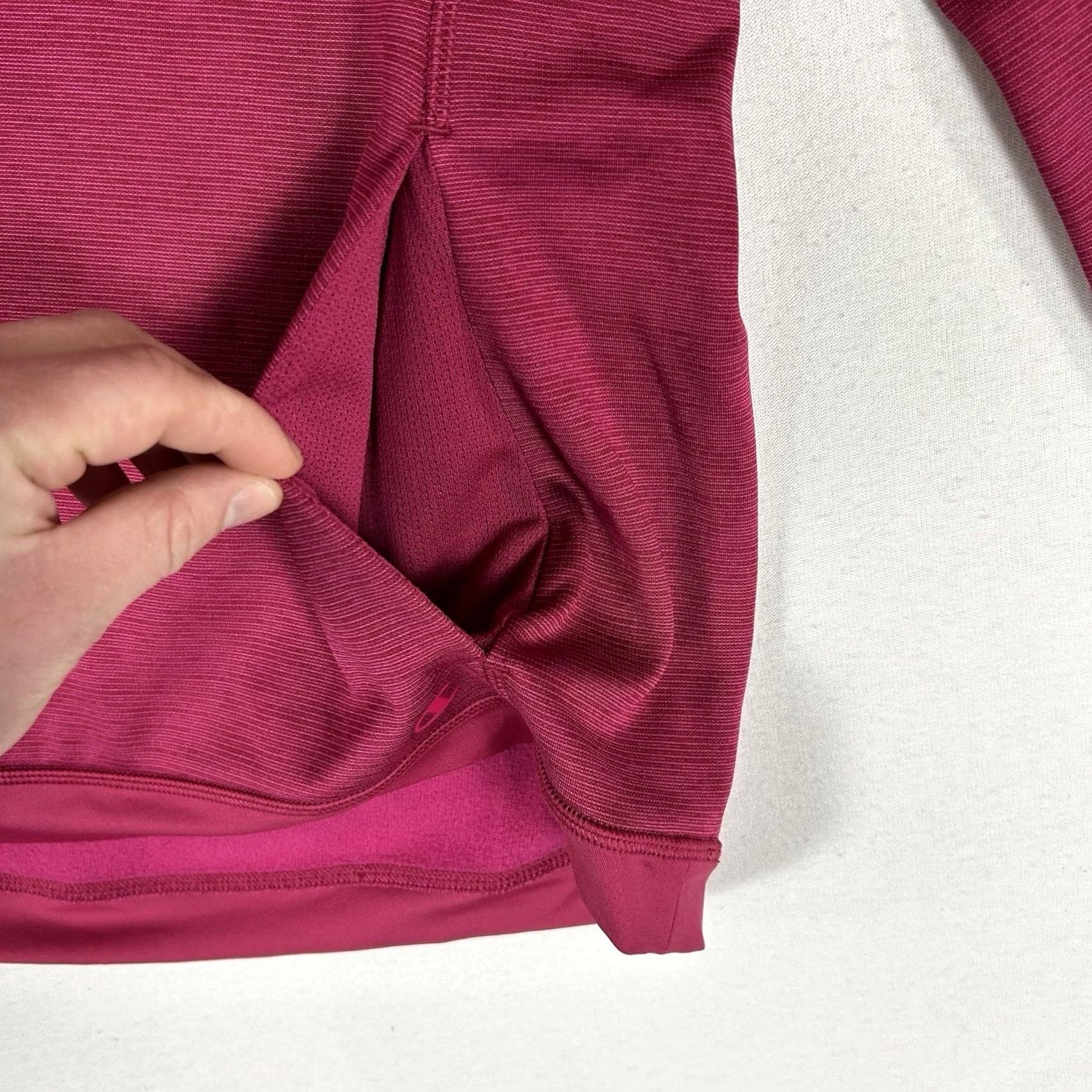 Champion Champion Powertrain Long Sleeve Pullover Womens Large 1/4 Zip Red Casual Activewear Shirts Size L / US 10 / IT 46 - 5 Thumbnail