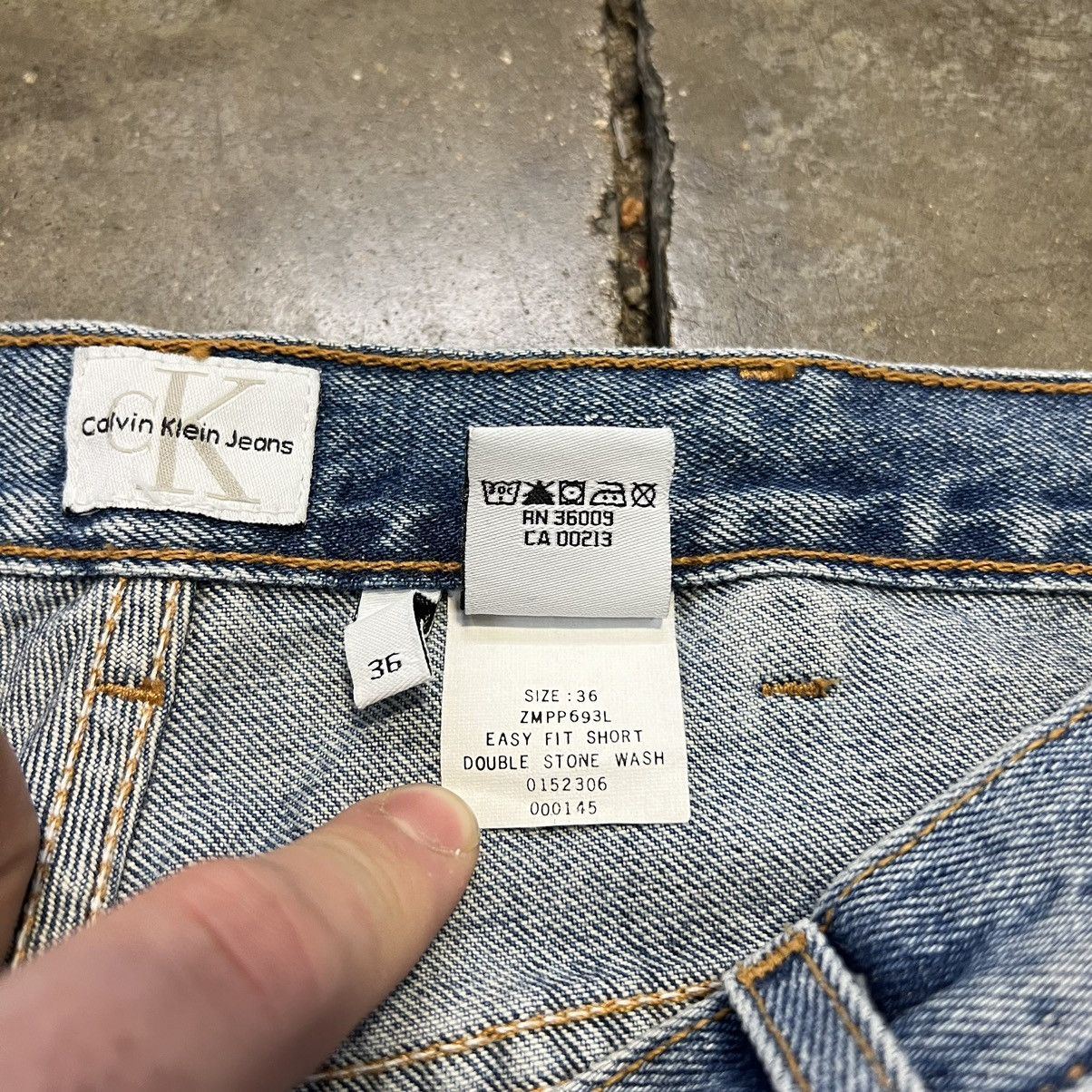 Calvin Klein × Vintage Vintage Y2K Calvin Klein Baggy Denim Shorts Jorts Jeans Size US 36 / EU 52 - 10 Thumbnail
